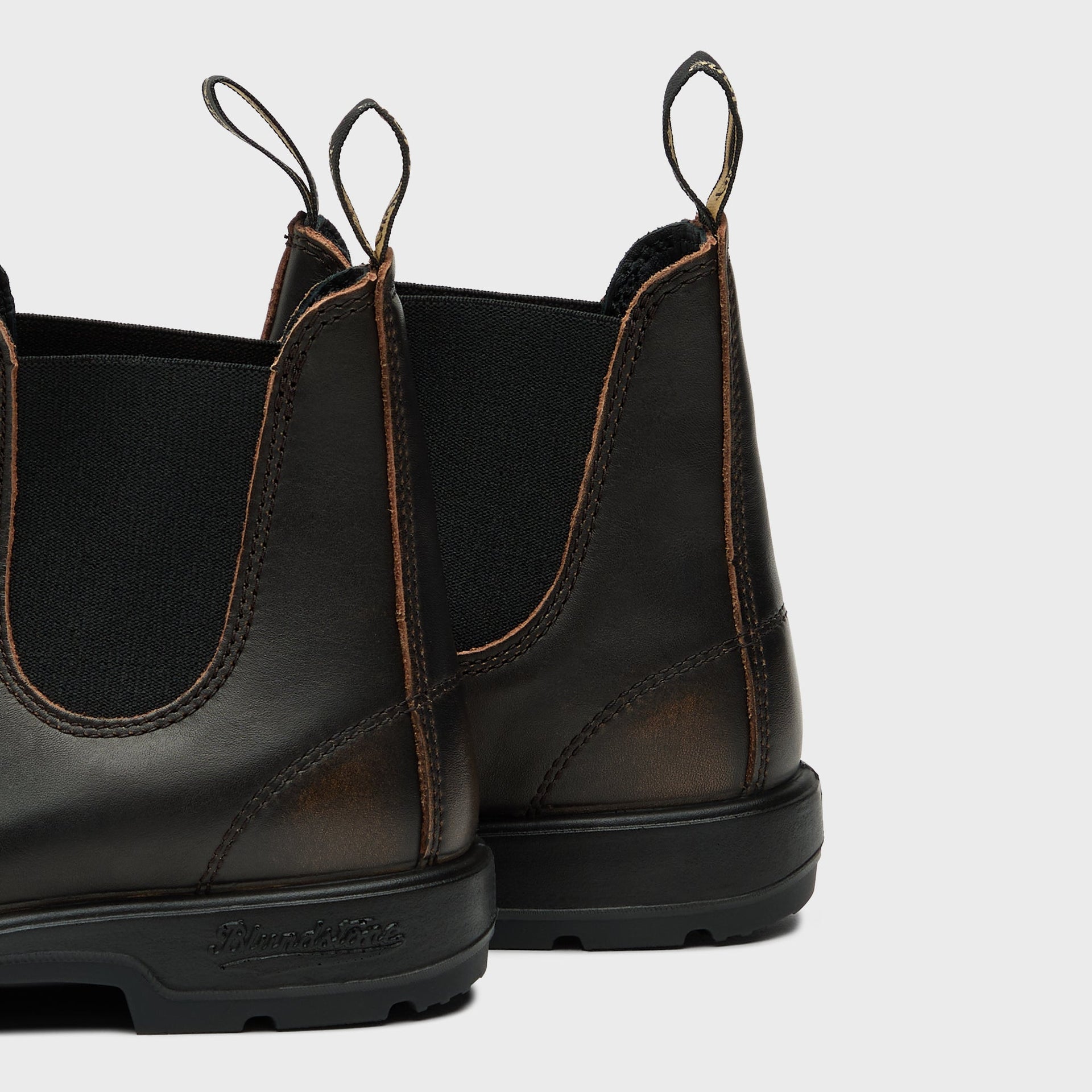 Blundstone 2440 Chelsea Boot - Vintage Brown