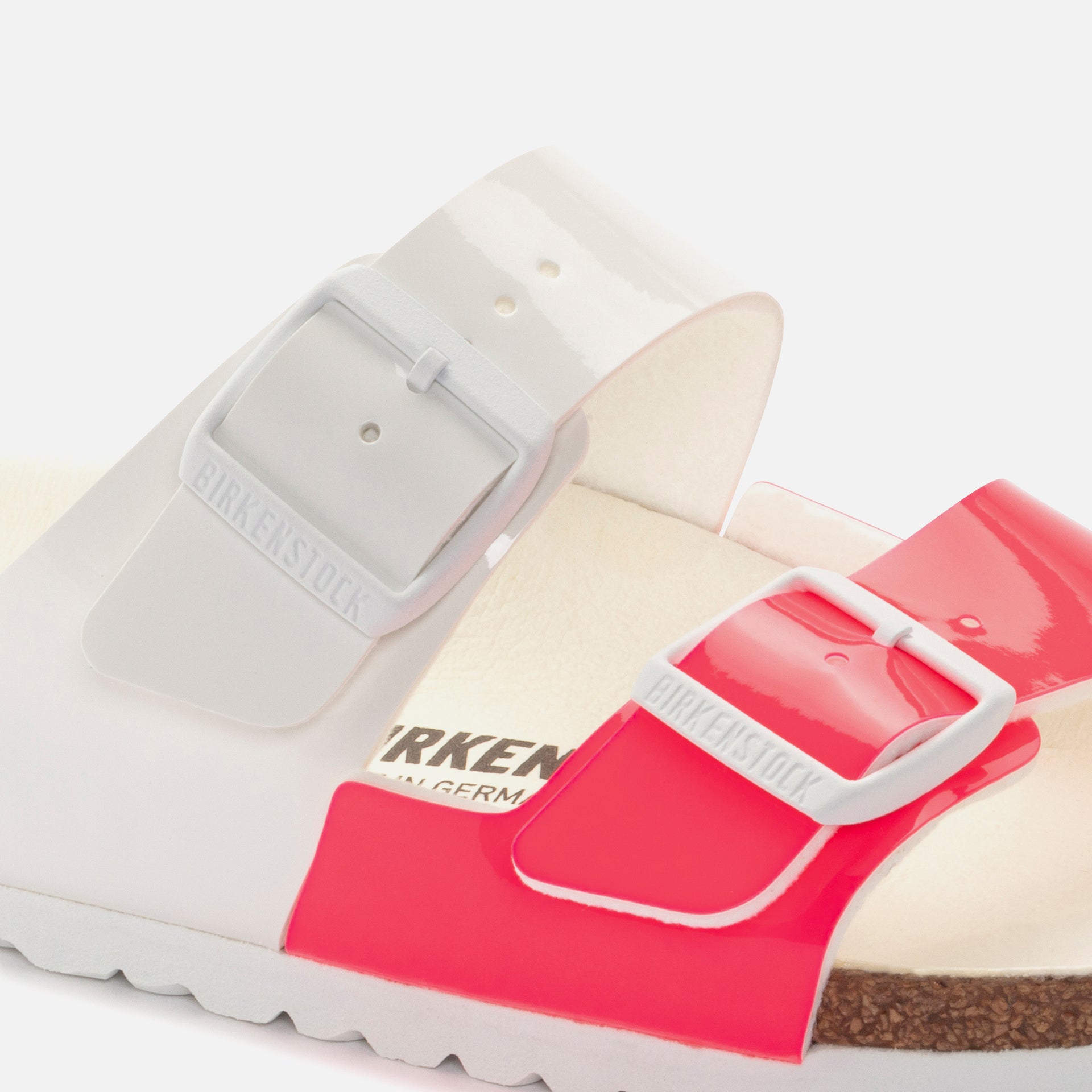Birkenstock WMNS Arizona Split Birko-Flor Patent - White / Neon Pink