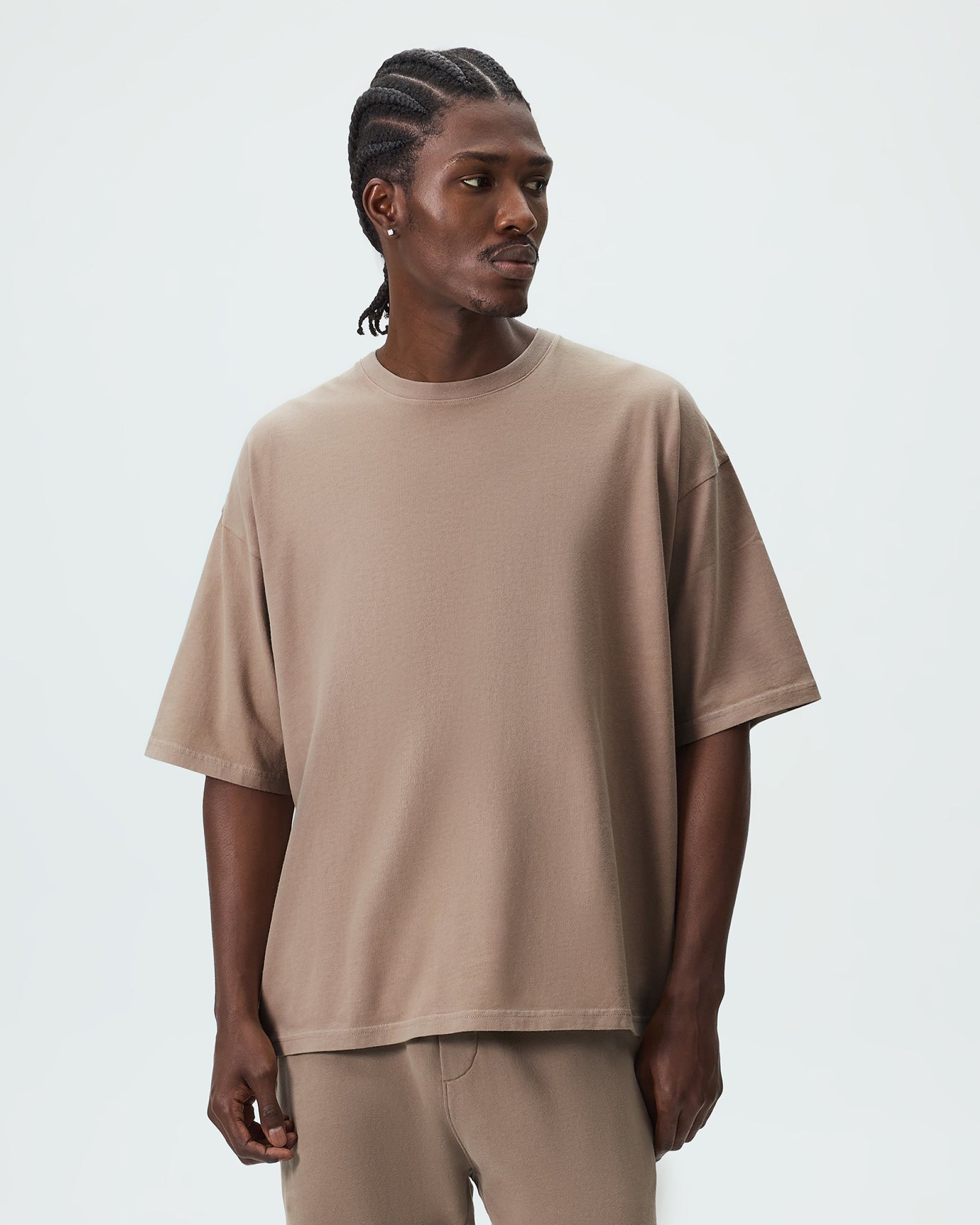 gid://shopify/MediaImage/45751542415636