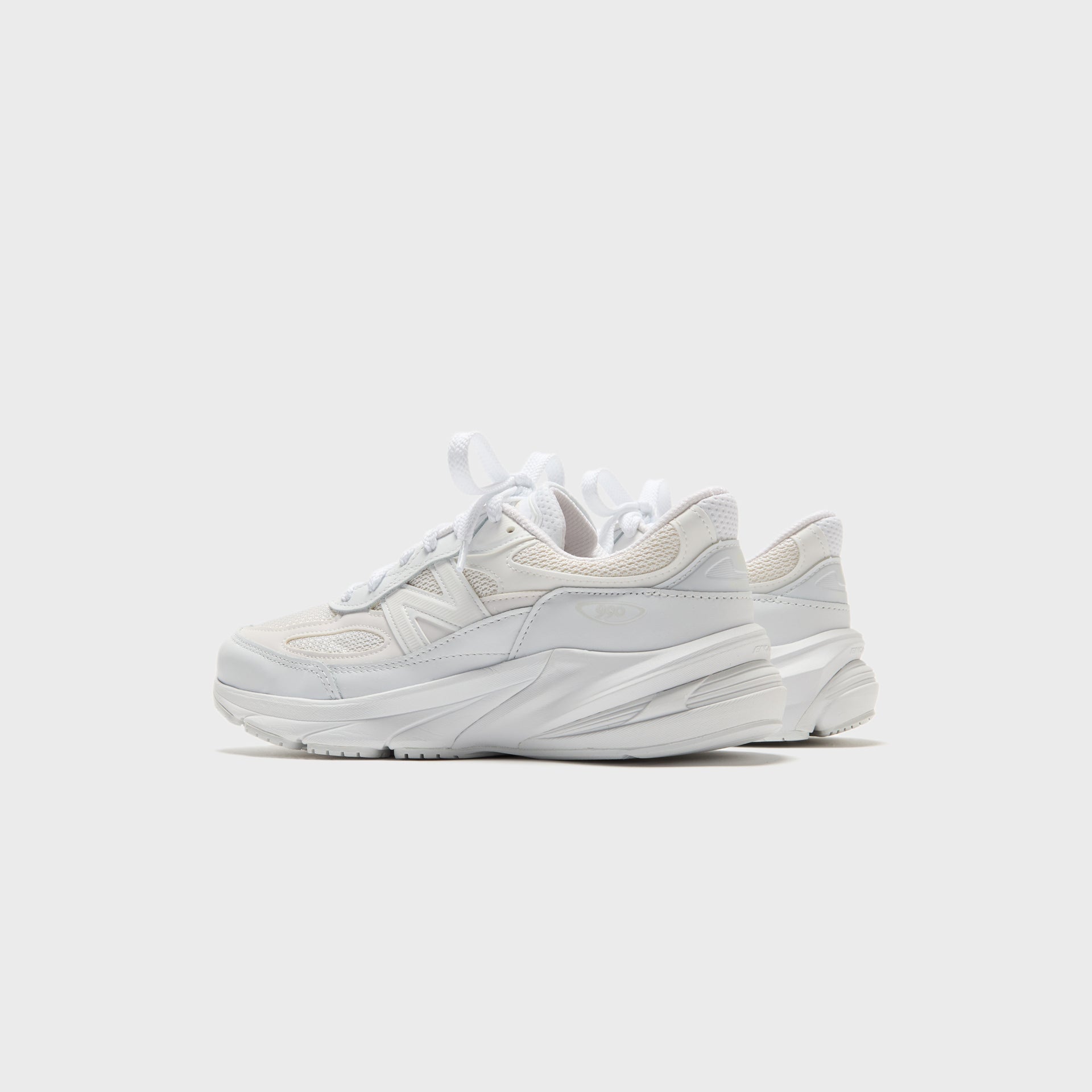 CDG Homme x New Balance 990v6 - White