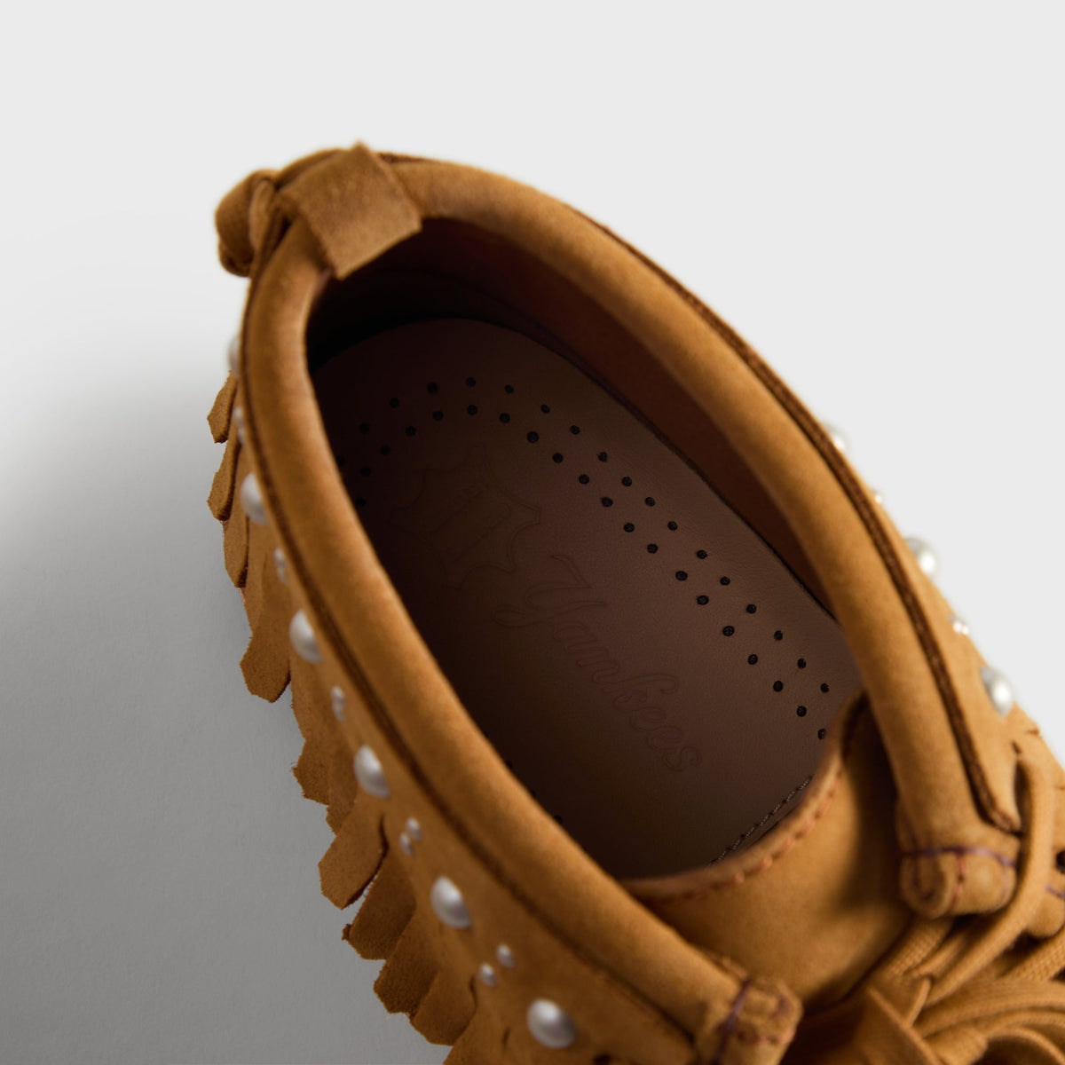 8th St by Ronnie Fieg for Clarks Originals & The New York Yankees Rossendale 2 - Tan - PH