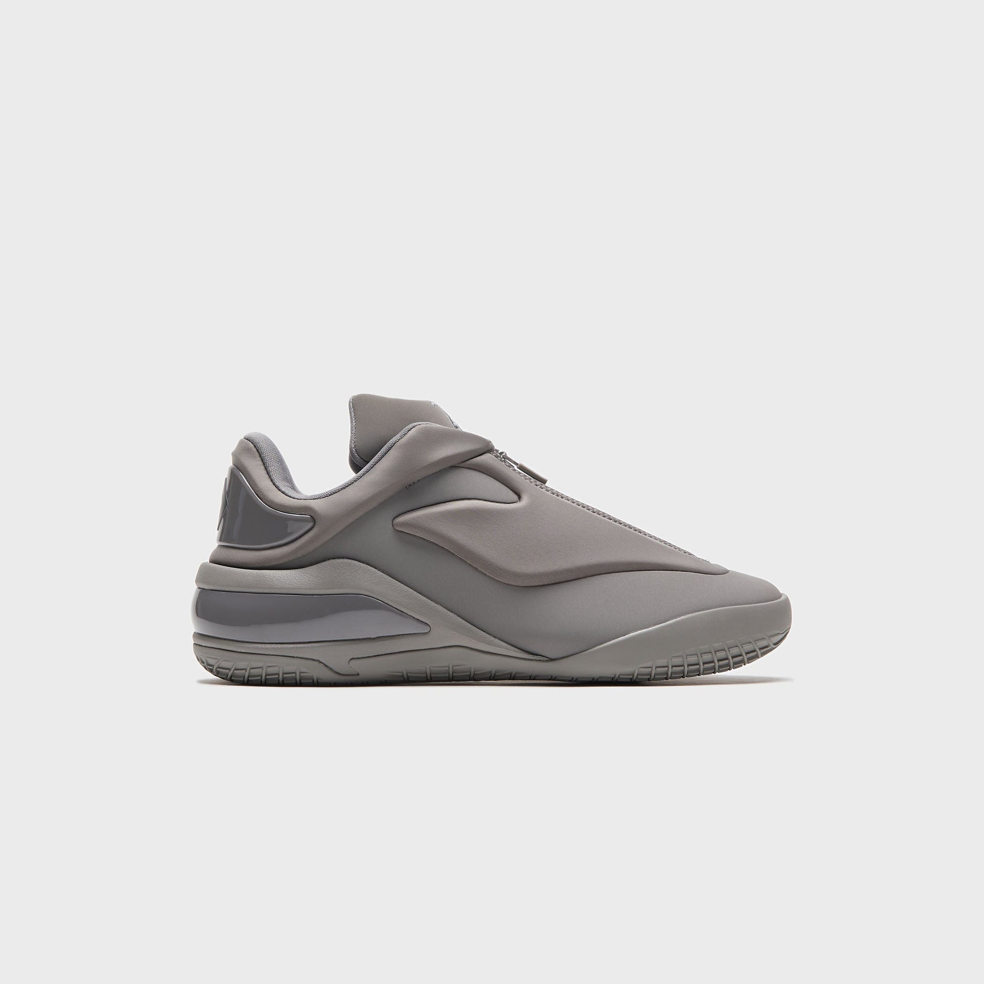 Converse SHAI 001 - Ares Grey