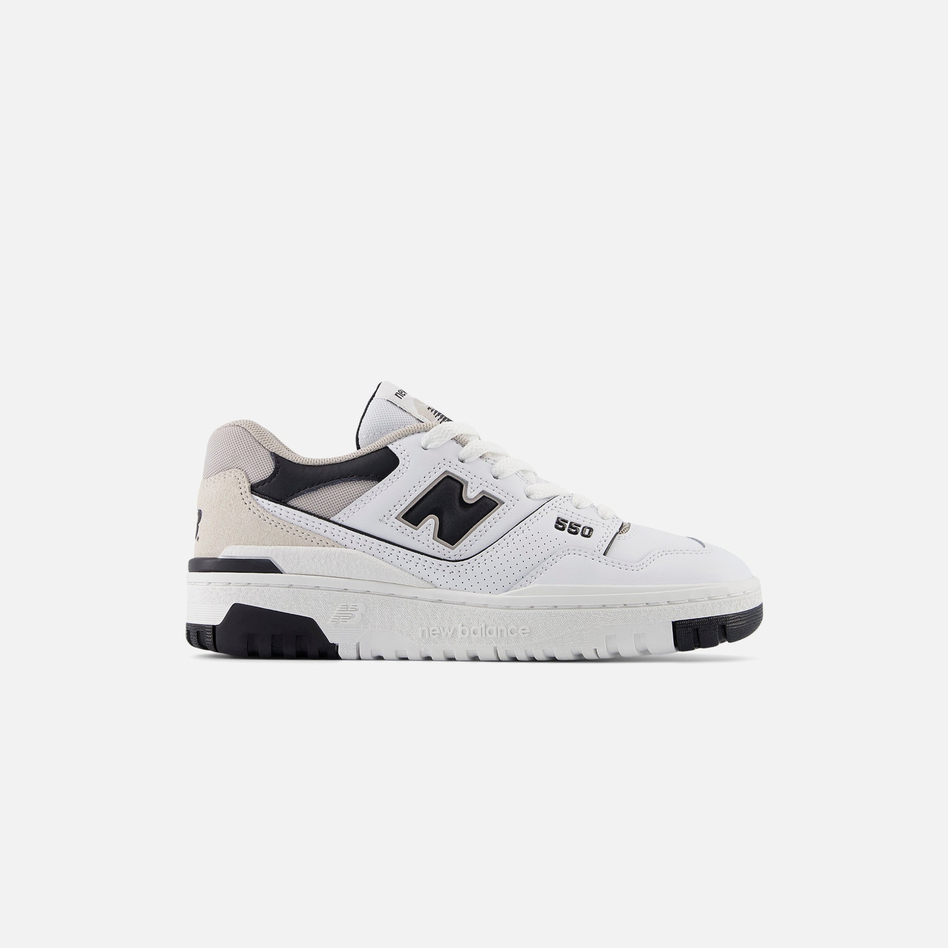 (RTV) New Balance GS 550 - White / Black