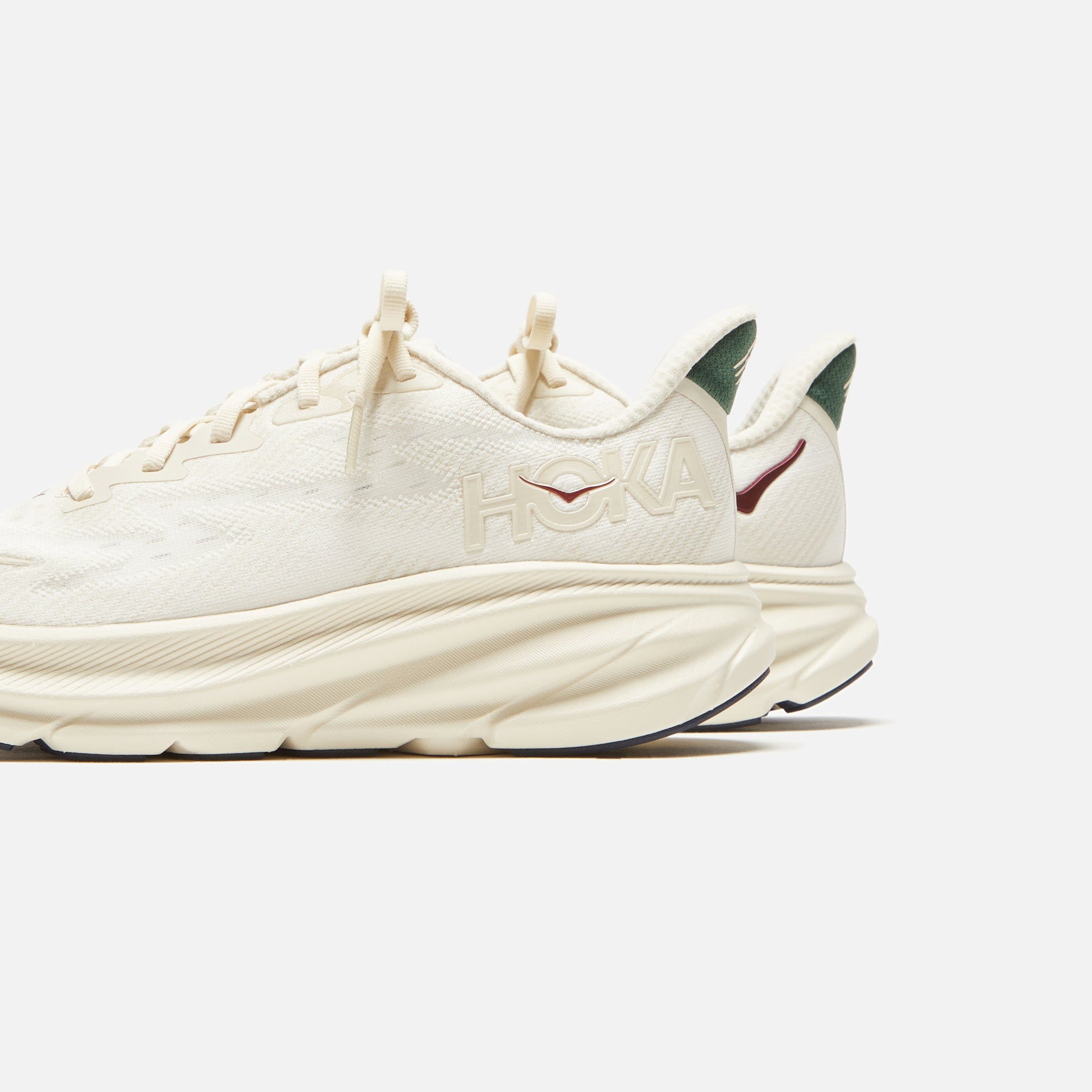 HOKA Clifton 9 - Oat Milk / Alabaster