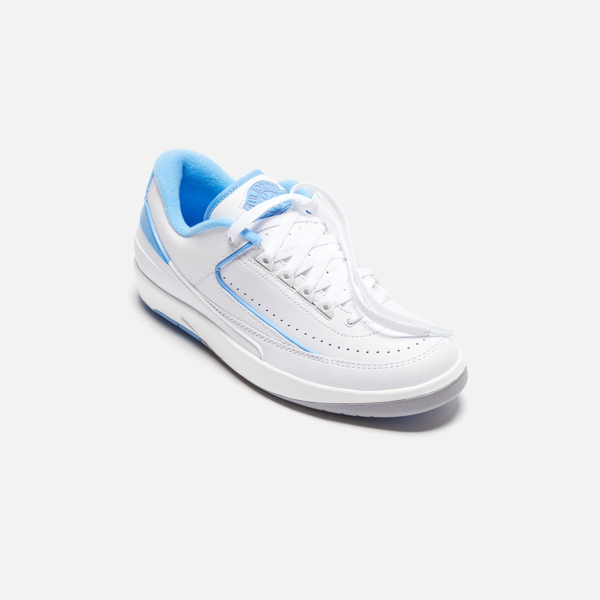 Jordan Air Jordan 2 Retro Low - White  / University Blue / Cement Grey
