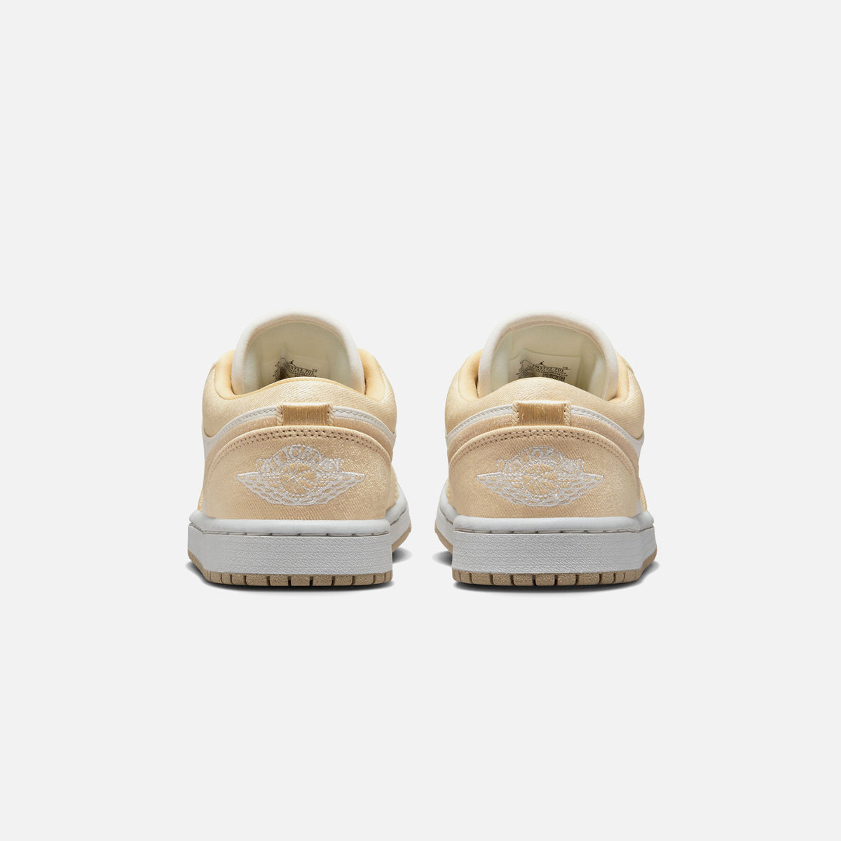 Jordan WMNS Air Jordan 1 Low SE - Team Gold / Sail