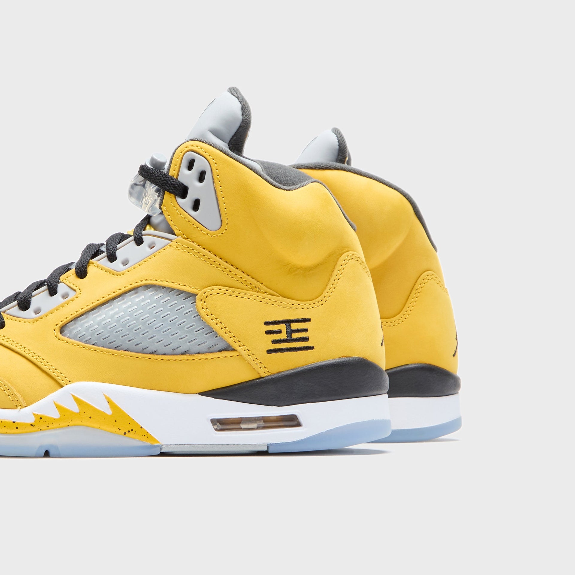 Jordan Air Jordan 5 Retro - Varsity Maize / Wolf Grey