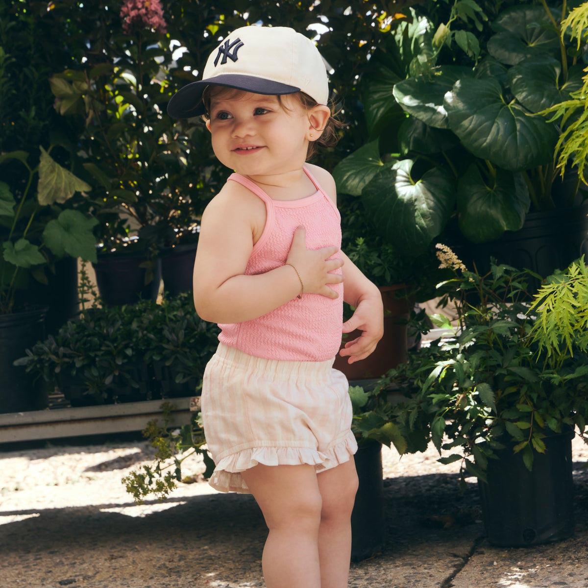 gid://shopify/MediaImage/46810439975188