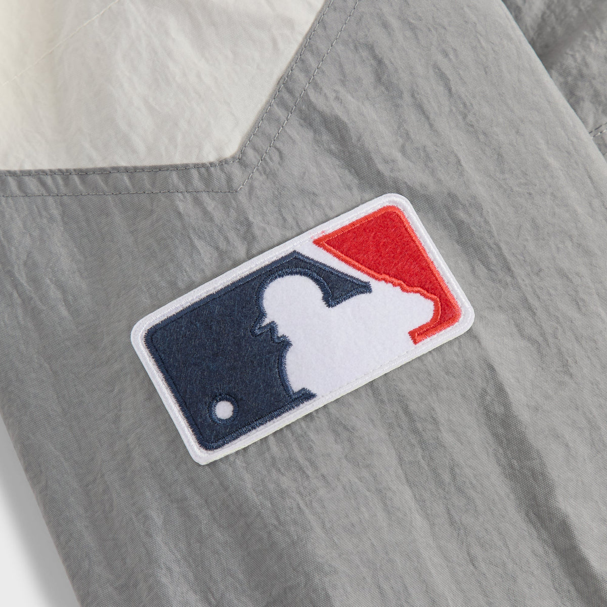 Kith for the New York Yankees Nylon Dante Pullover Jacket - Skyscraper