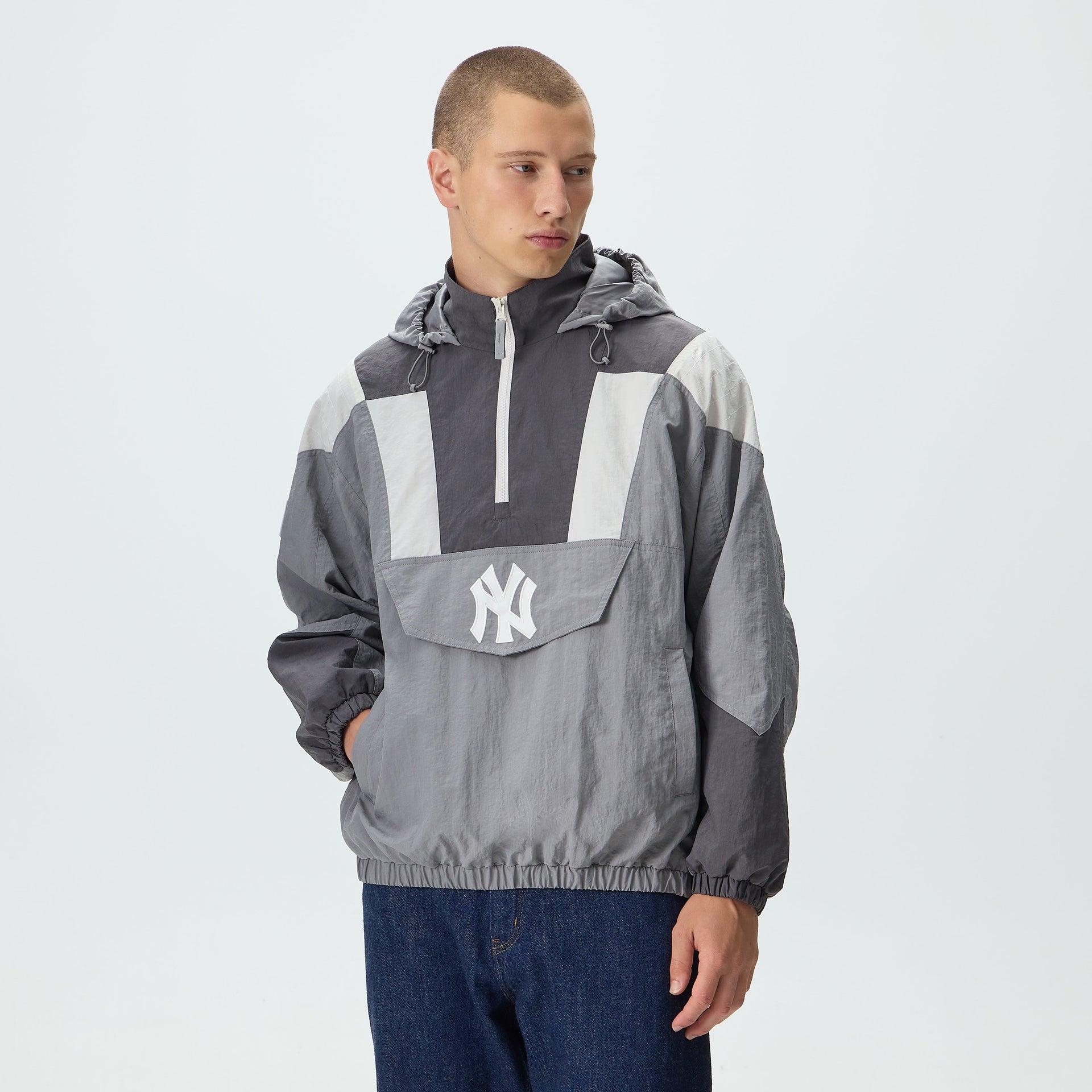 Kith for the New York Yankees Nylon Dante Pullover Jacket - Skyscraper