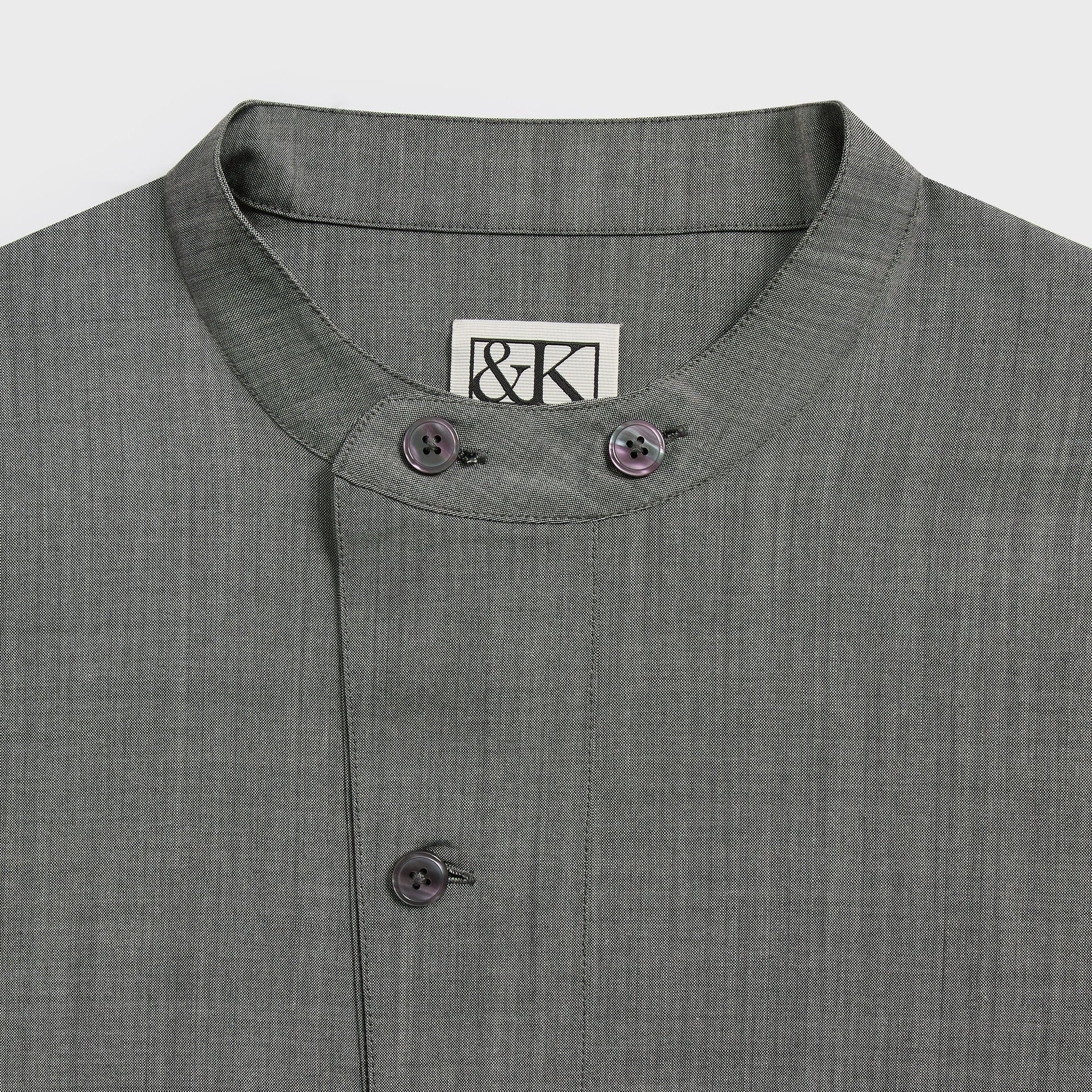 &Kin Tropical Wool Leven Shirt collar detail, mandarin band collar with &Kin label and placket buttons