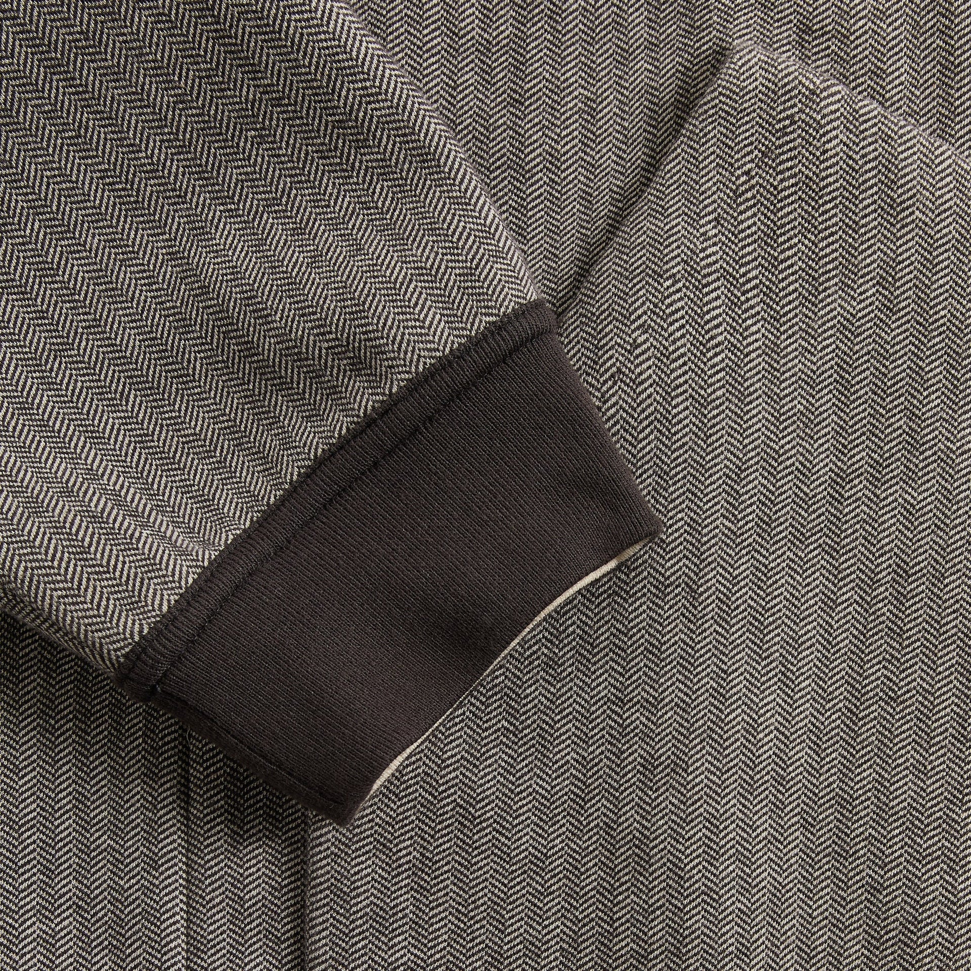 &Kin Williams V hoodie cuff detail, grey herringbone with dark brown ribbed knit cuff