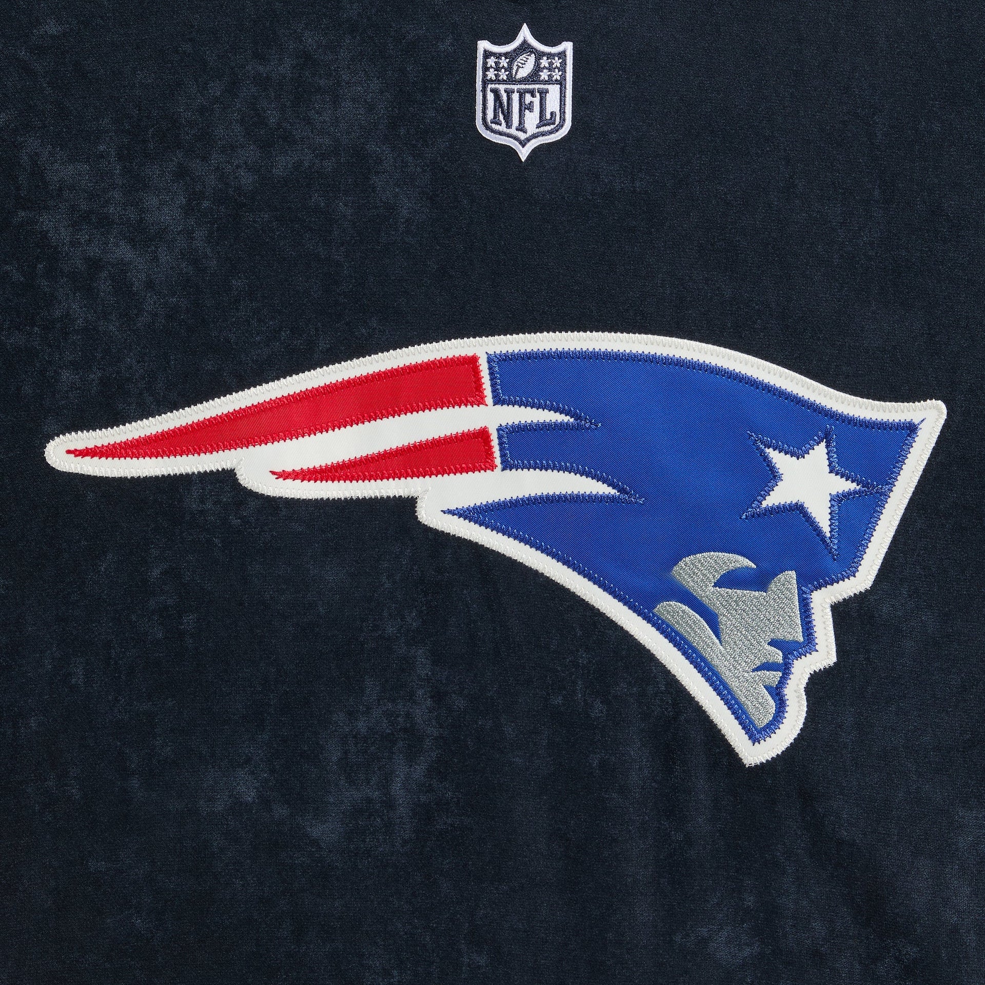Kith & the NFL for the New England Patriots Leon Shirt - Nocturnal