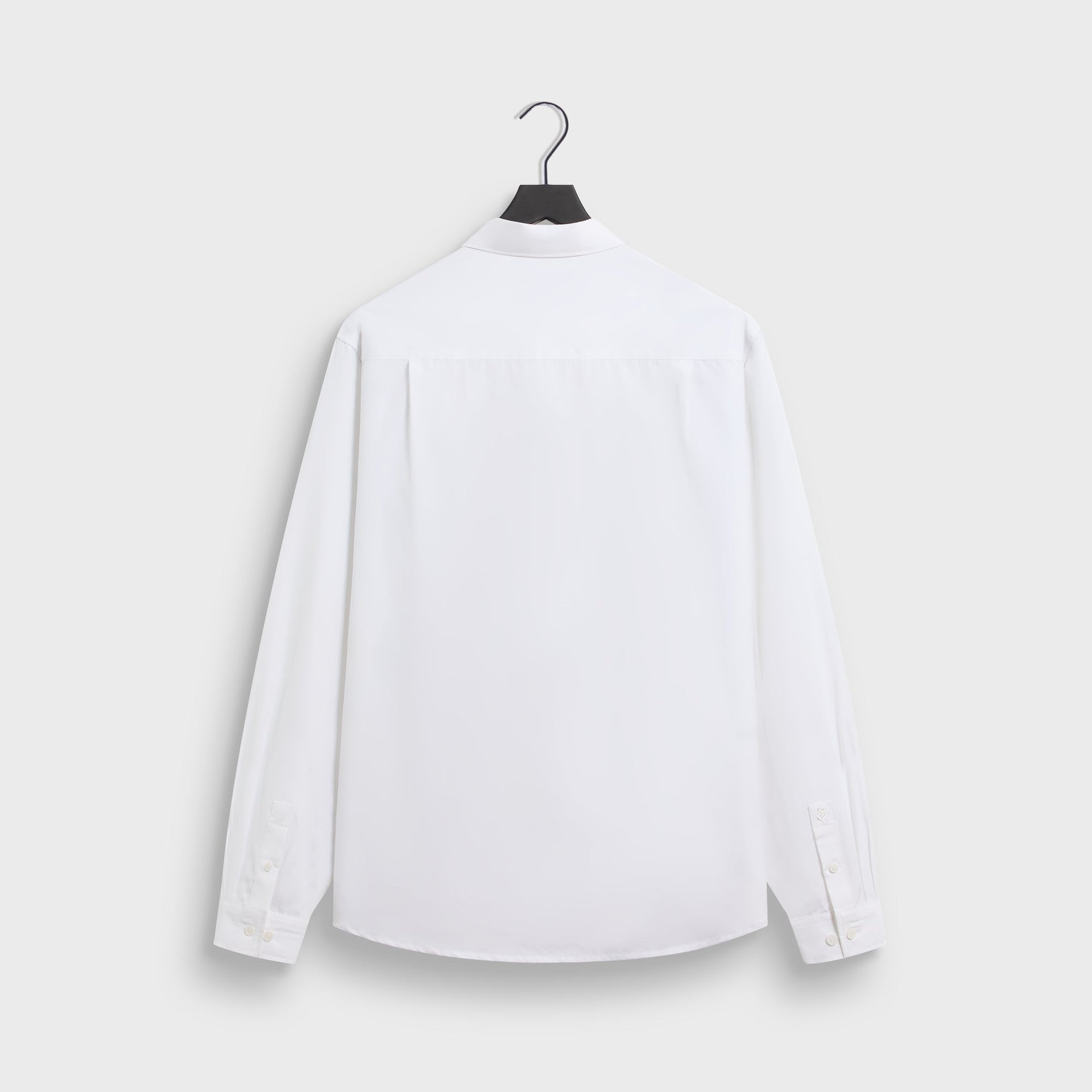 &Kin Poplin Georgie Shirt in white, back view on hanger with back yoke
