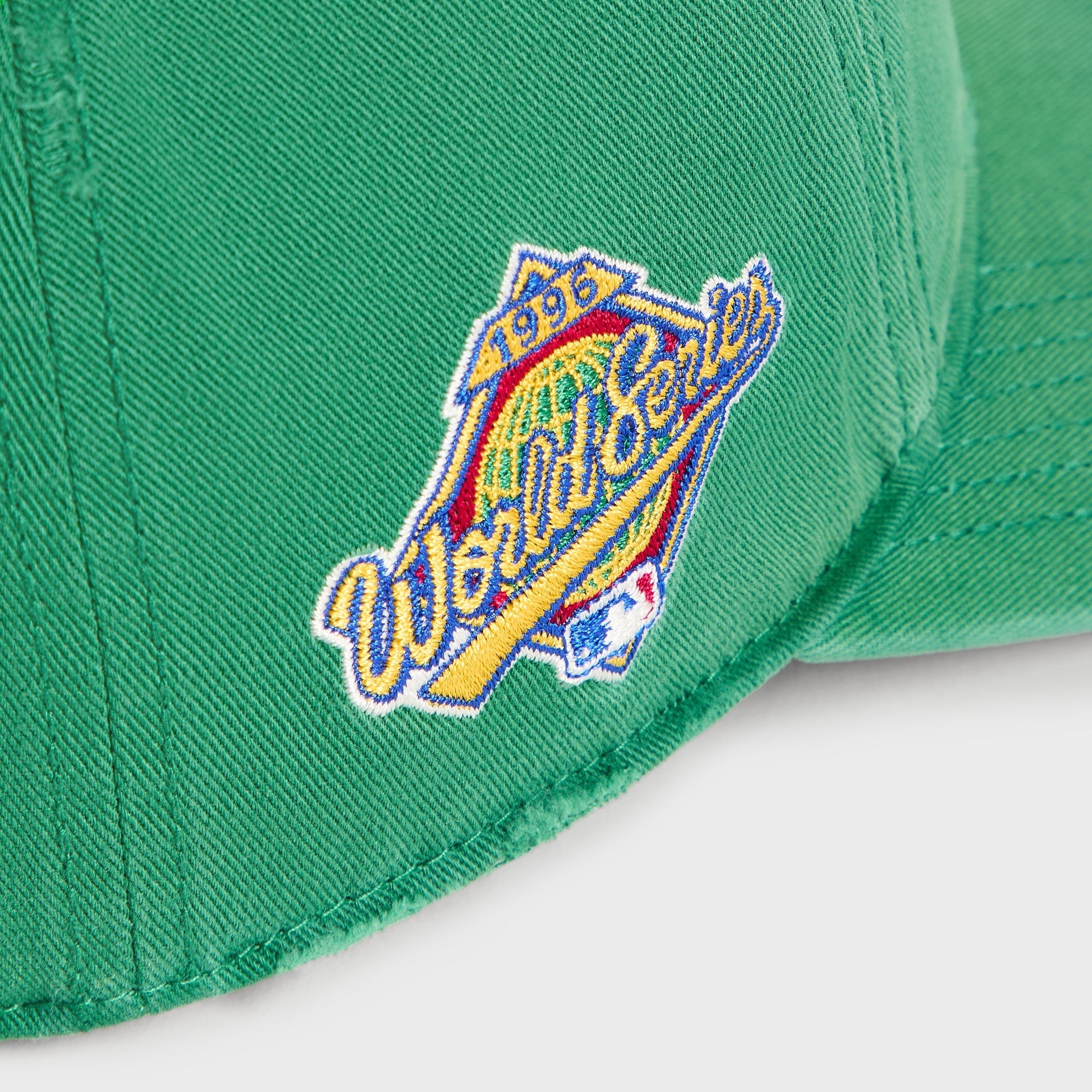 Kith & '47 Yankees cap in Kelly green - close-up detail of 1996 World Series patch