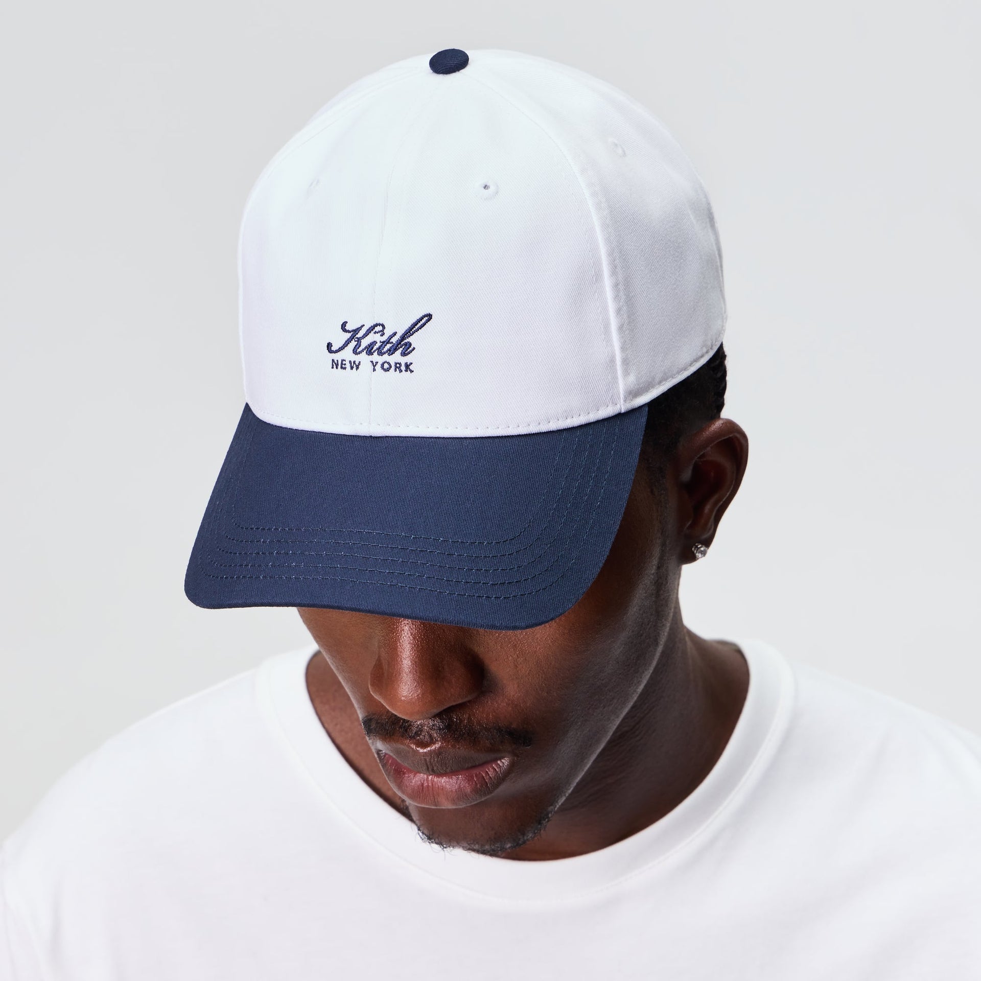 Kith Script Two Tone Classic Cap - Nocturnal