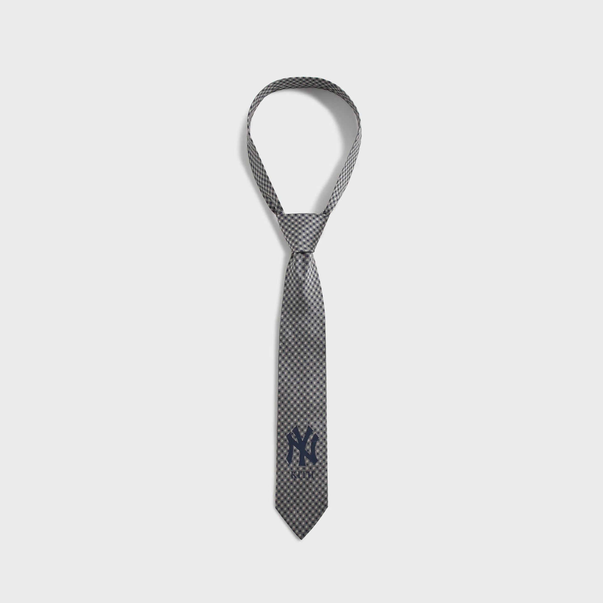 Kith x New York Yankees Skyscraper foulard silk tie, full length looped front view
