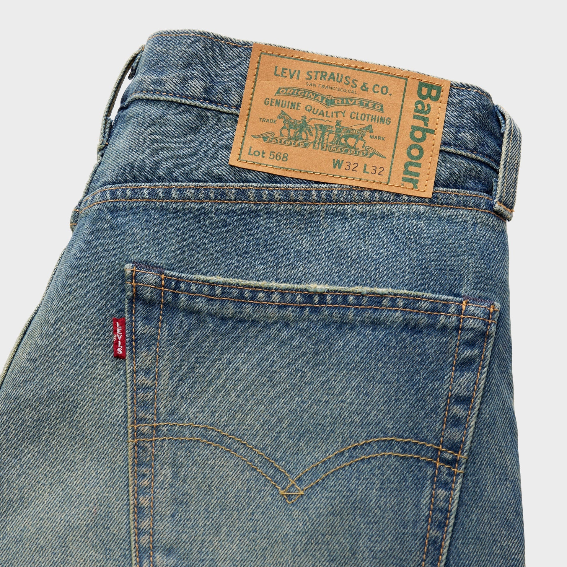 Levi's x Barbour 568™ Loose Jeans - Dark Wash
