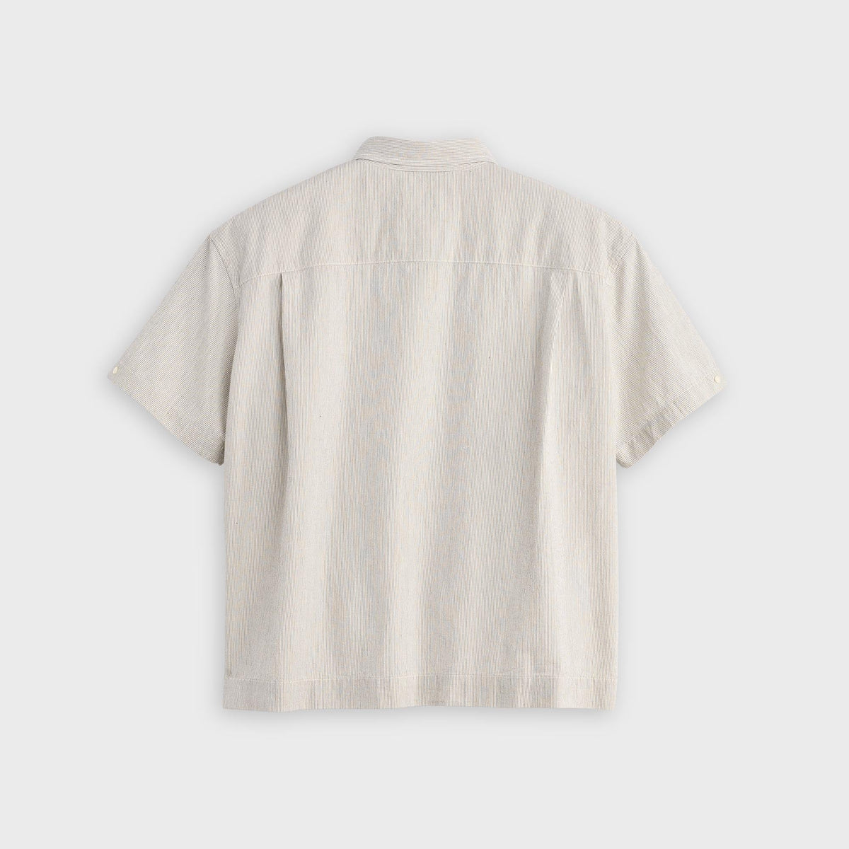 Levi's Blue Tab Boxy Short-Sleeve Shirt in grey stripe, back view with short sleeves and boxy cut
