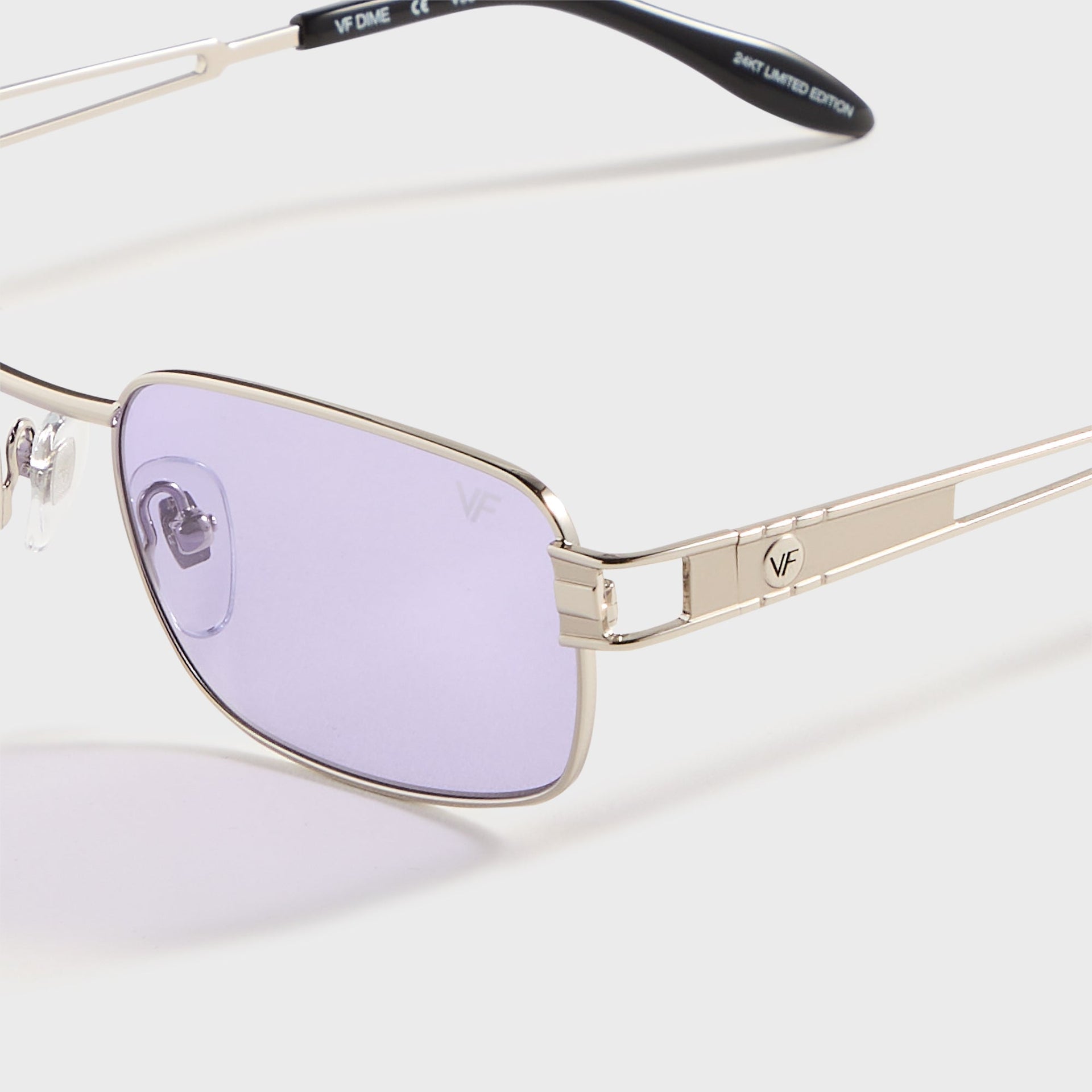Vintage Frames Dime 24KT in White Gold / Deep Purple