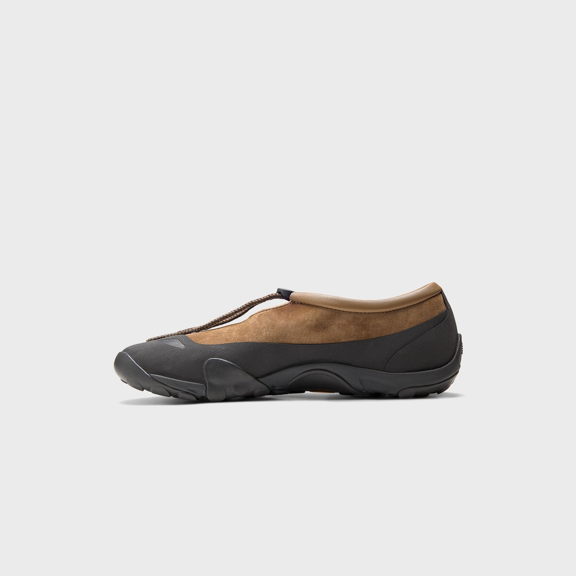New Balance x Tokyo Design Studio MT10T - Black / Dockside