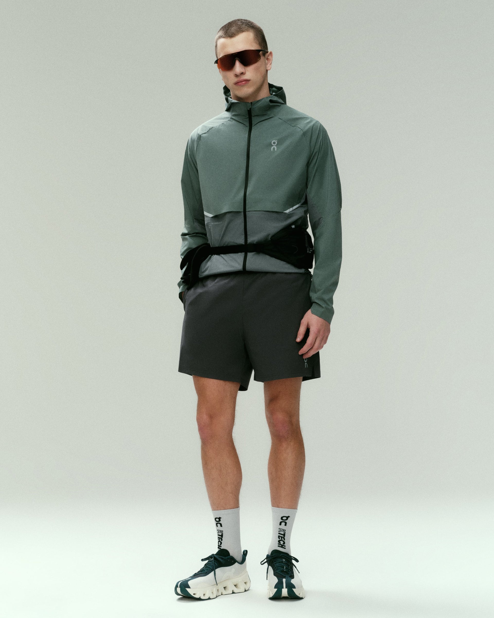 gid://shopify/MediaImage/45010122113300