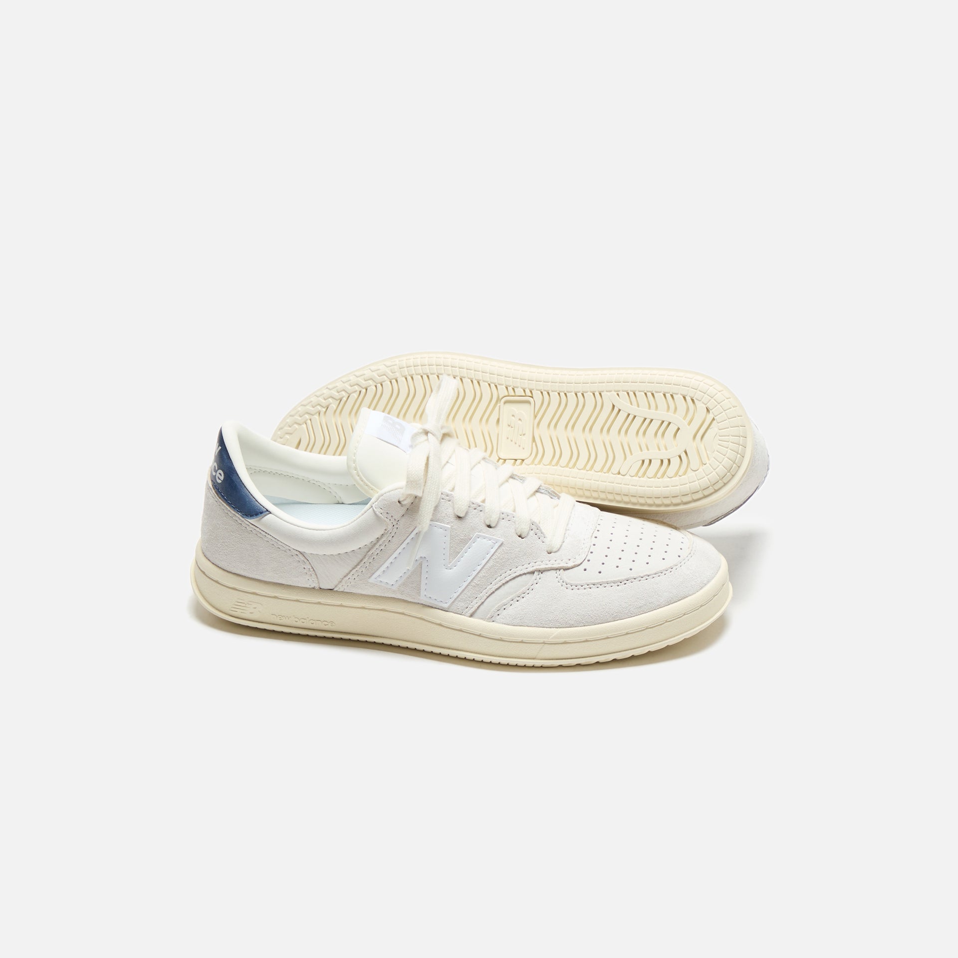 (RTV) New Balance T500 - Reflection / Blacktop / Sea Salt