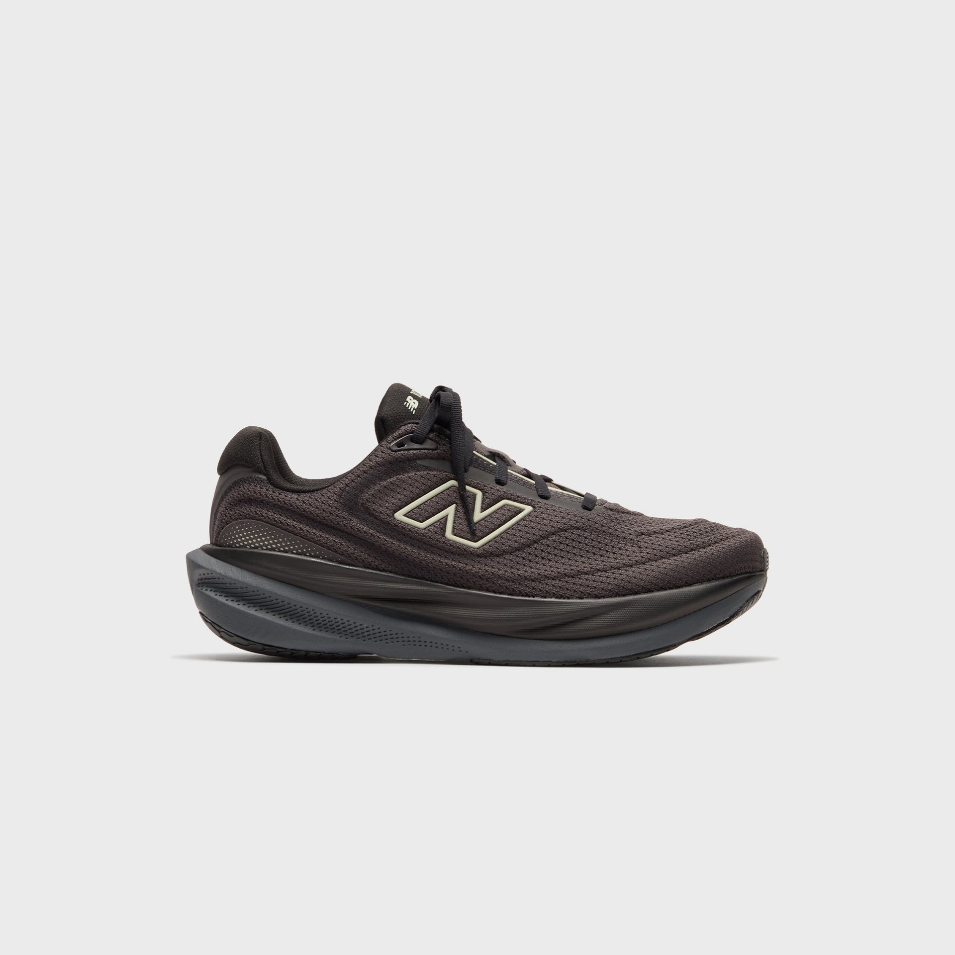 New Balance 1080v15 - Black / Faded Black / Olivine