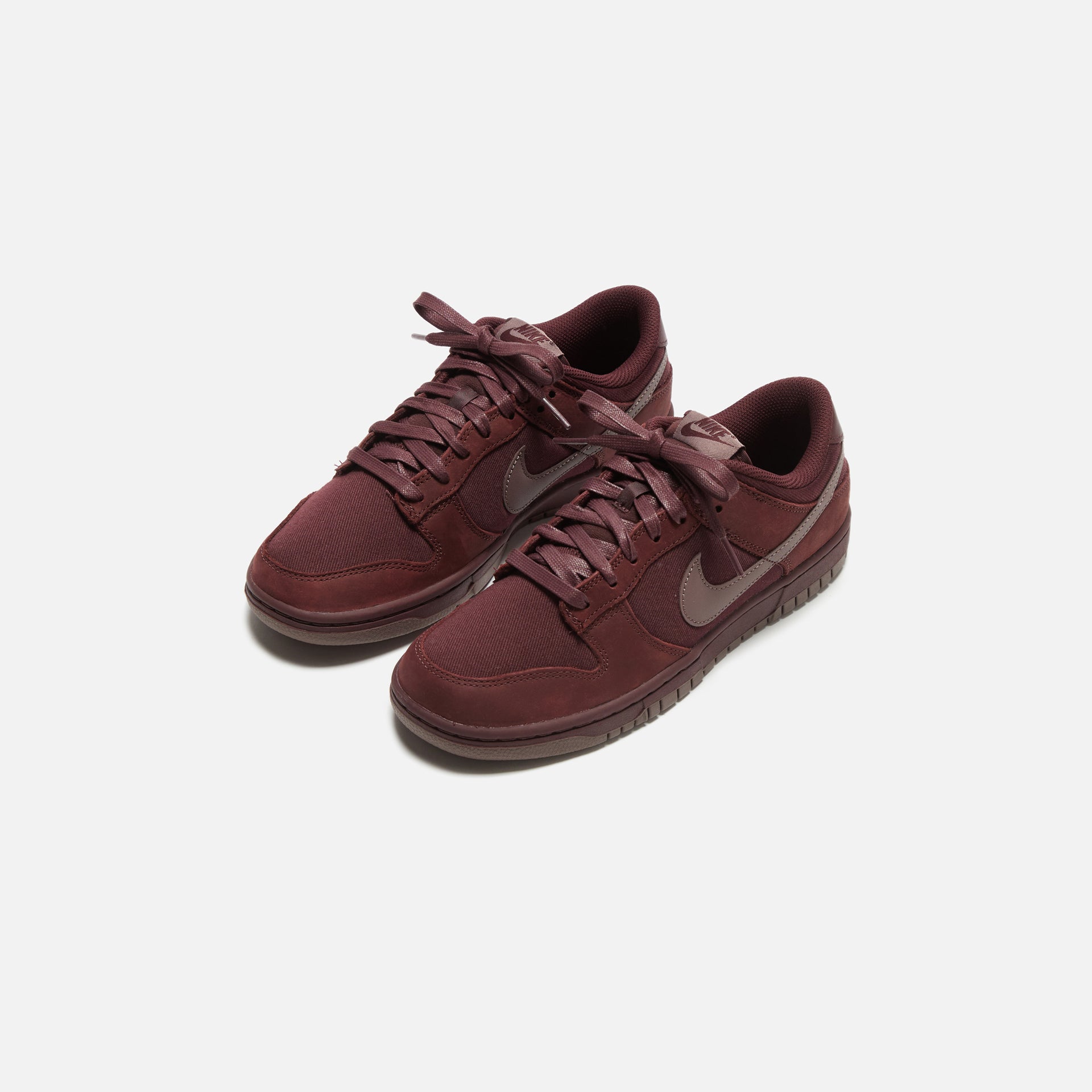 Nike Dunk Low Retro PRM NBHD - Burgundy Crush / Plum Eclipse / Platinum Tint