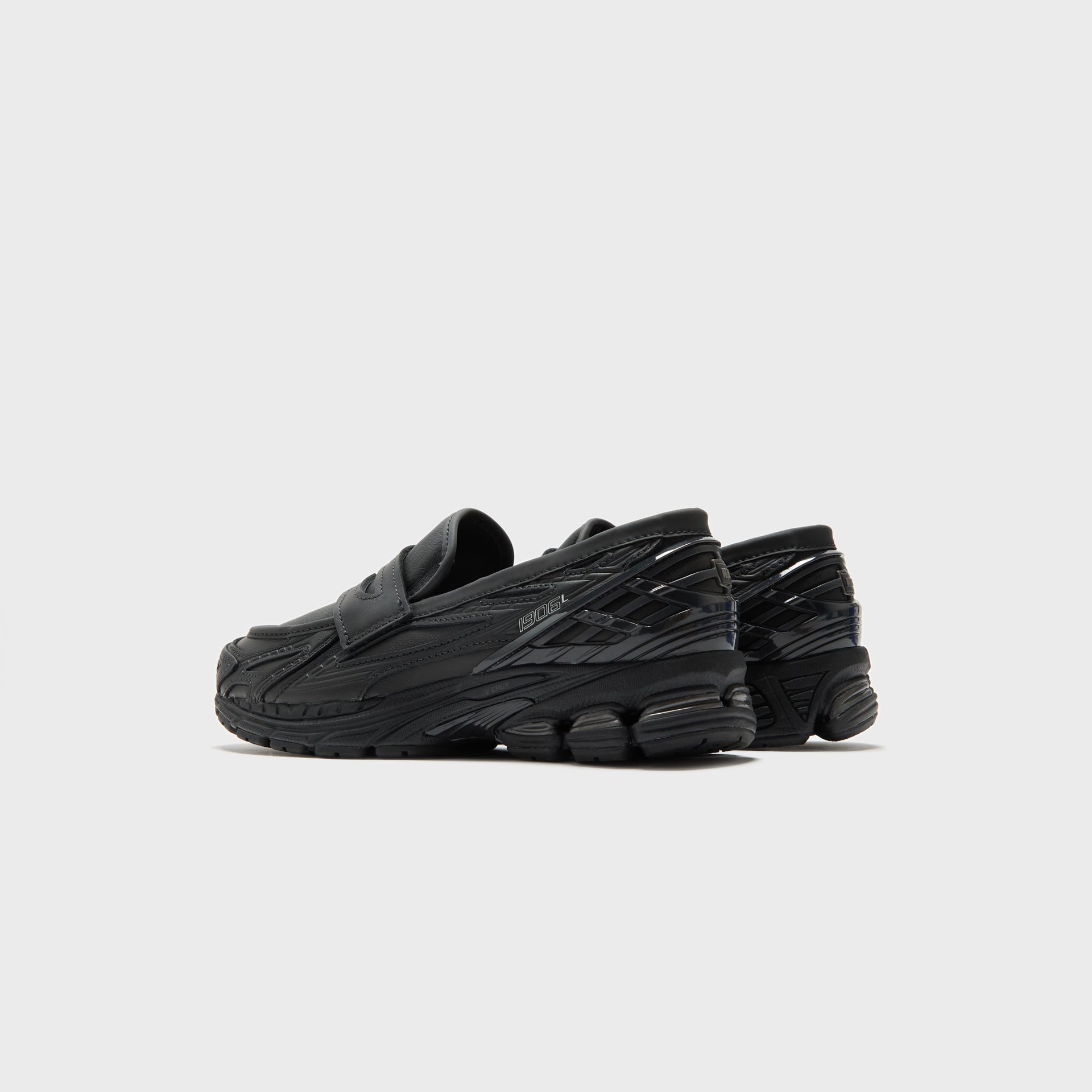 New Balance 1906 Loafer - Black