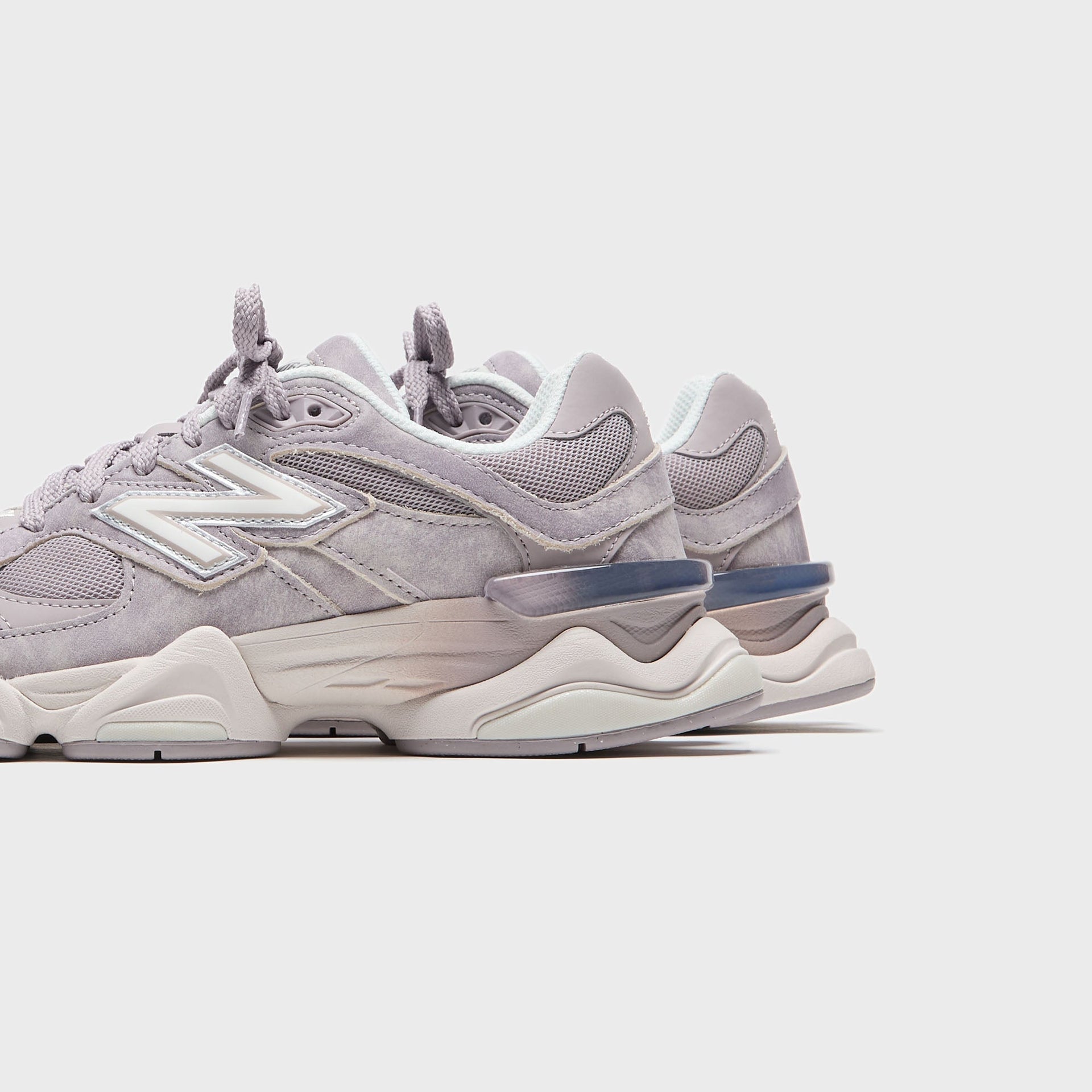 New Balance 9060 - Truffle Salt / Sea Salt