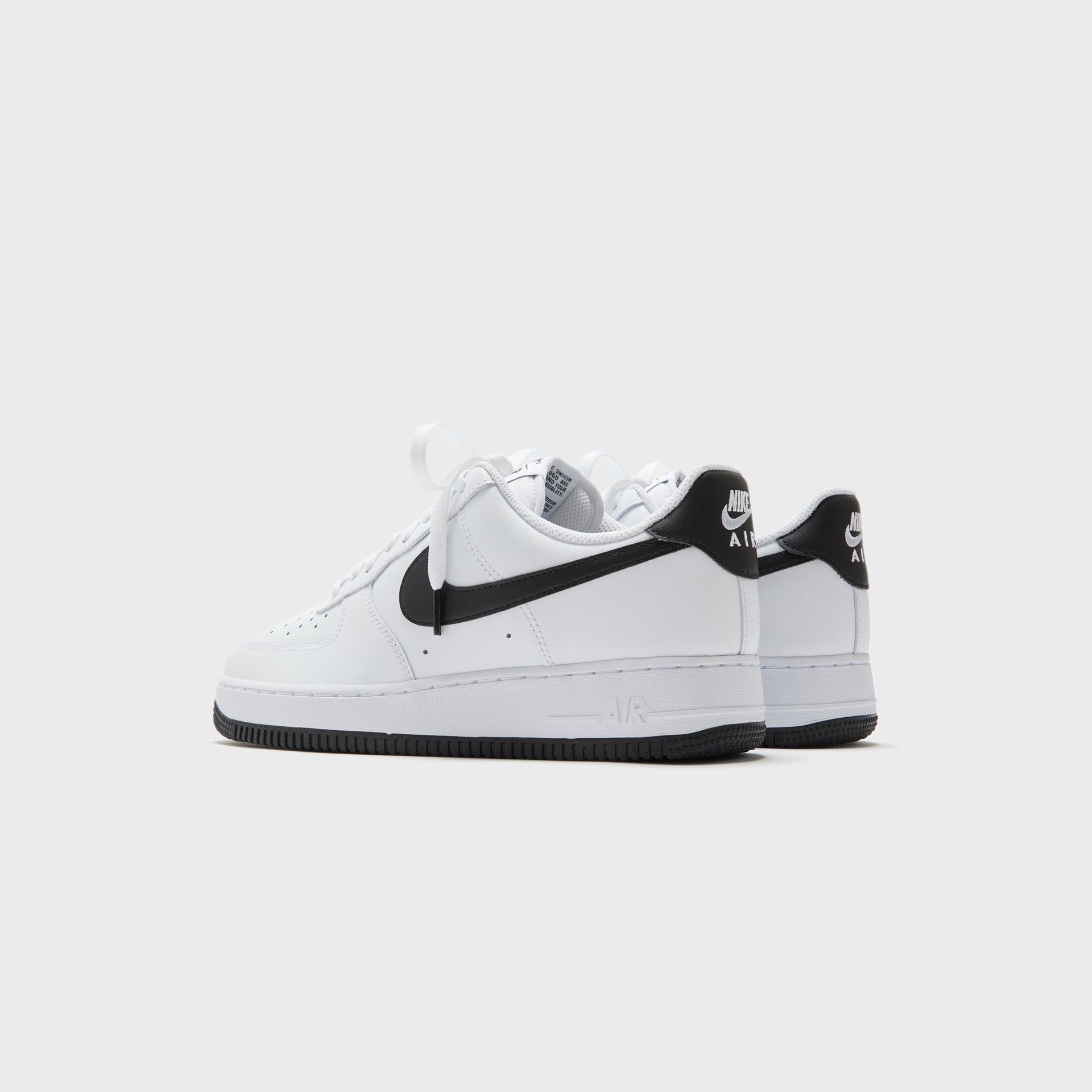 Nike Air Force 1 '07 - White / Black