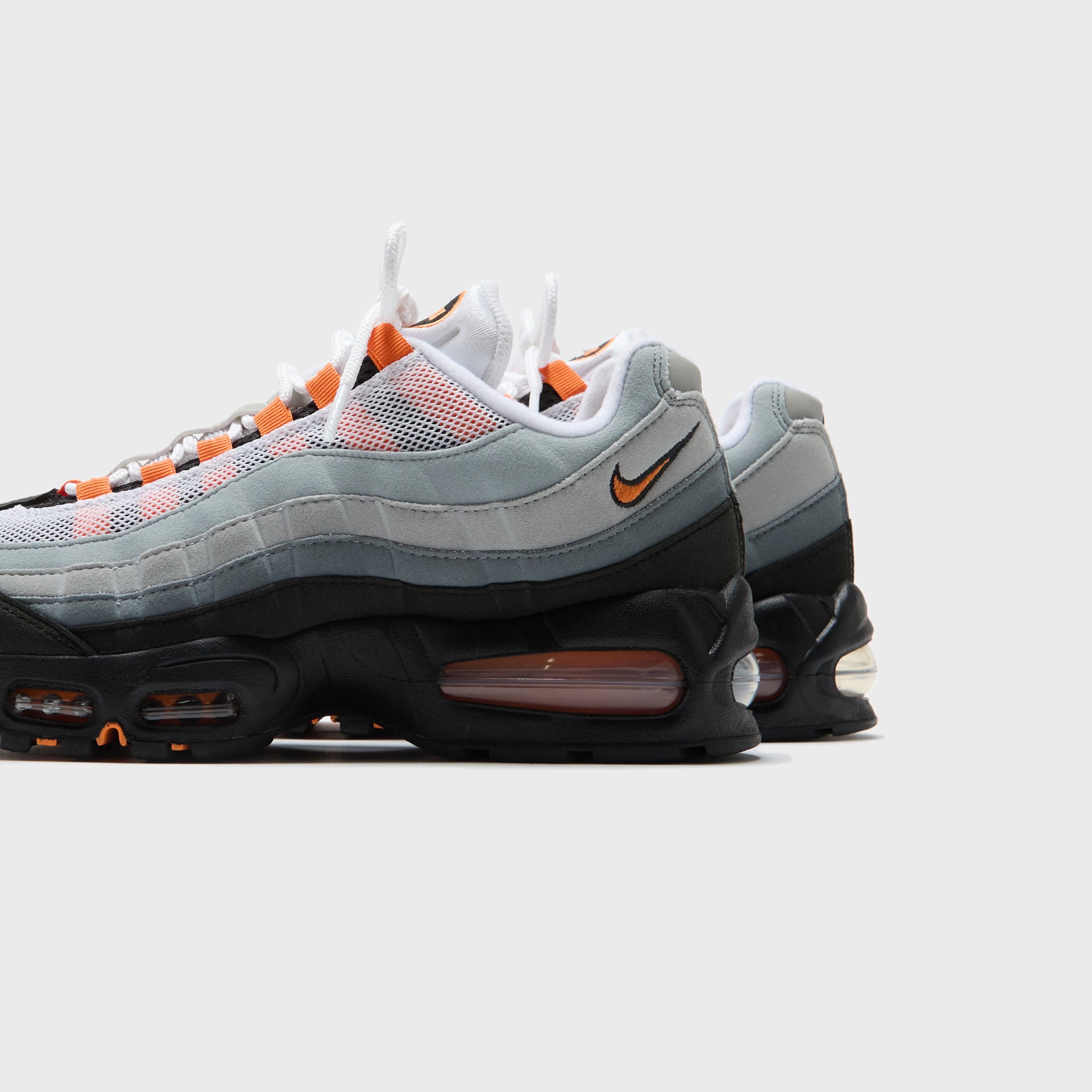 Nike Air Max 95 OG - Black / Bright Mandarin
