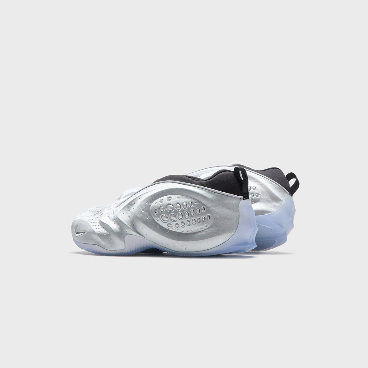 Nike WMNS First Sight Shadow - Metallic Silver