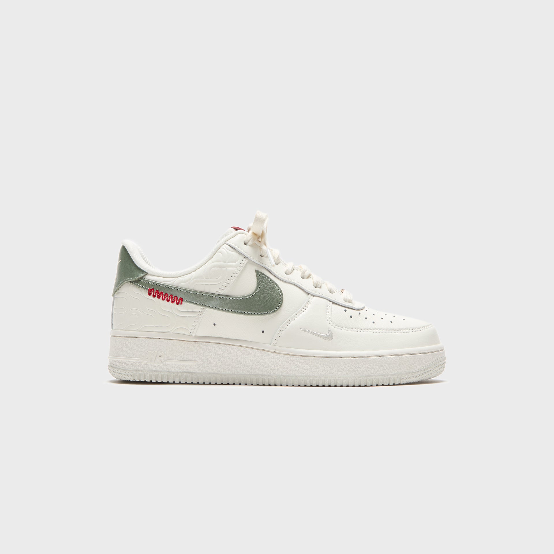Nike Air Force 1 Low -  Sail / Jade Horizon / Light Bone / University Red / Metallic Gold
