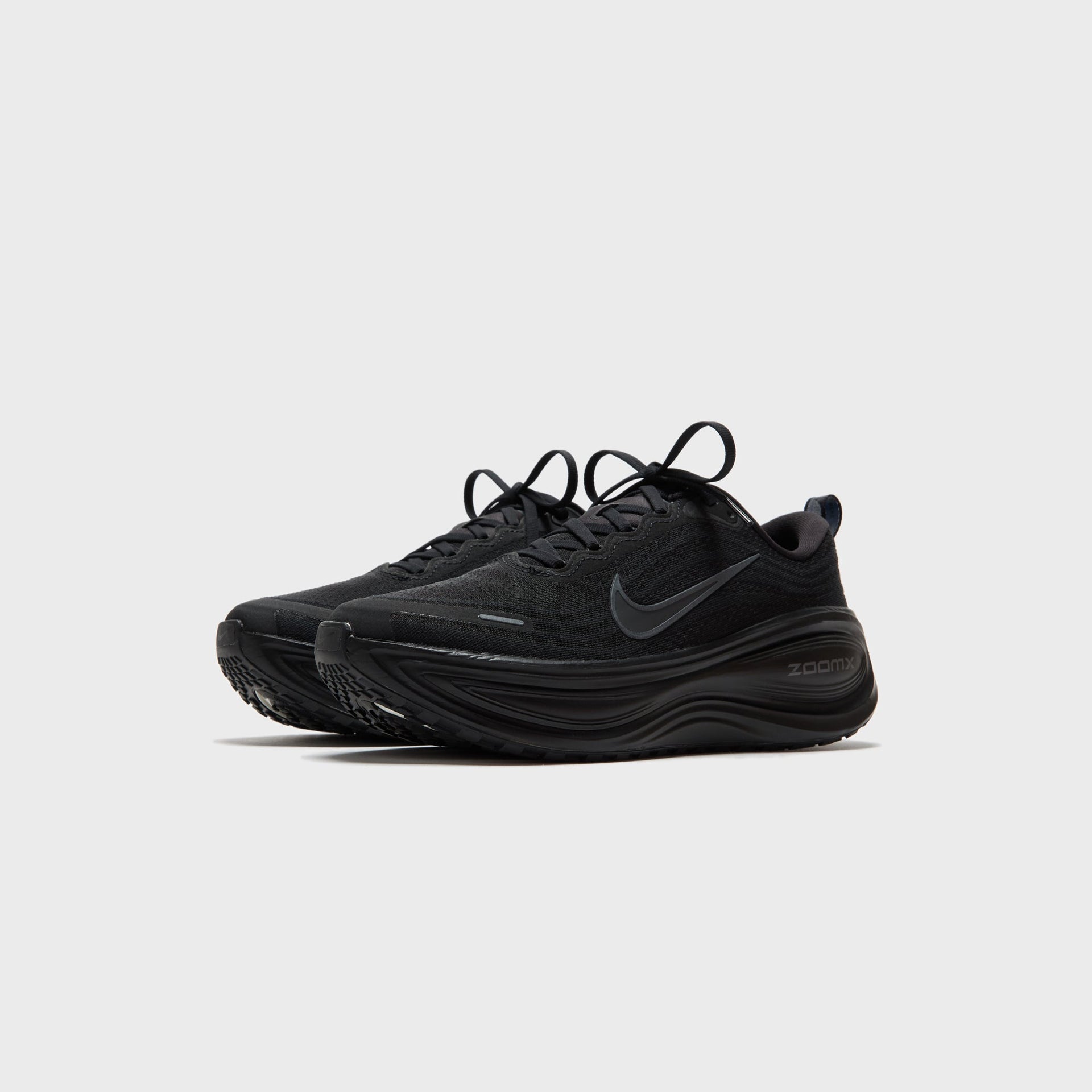 Nike Vomero Plus - Black / Dark Smoke Grey / Metallic Dark Grey