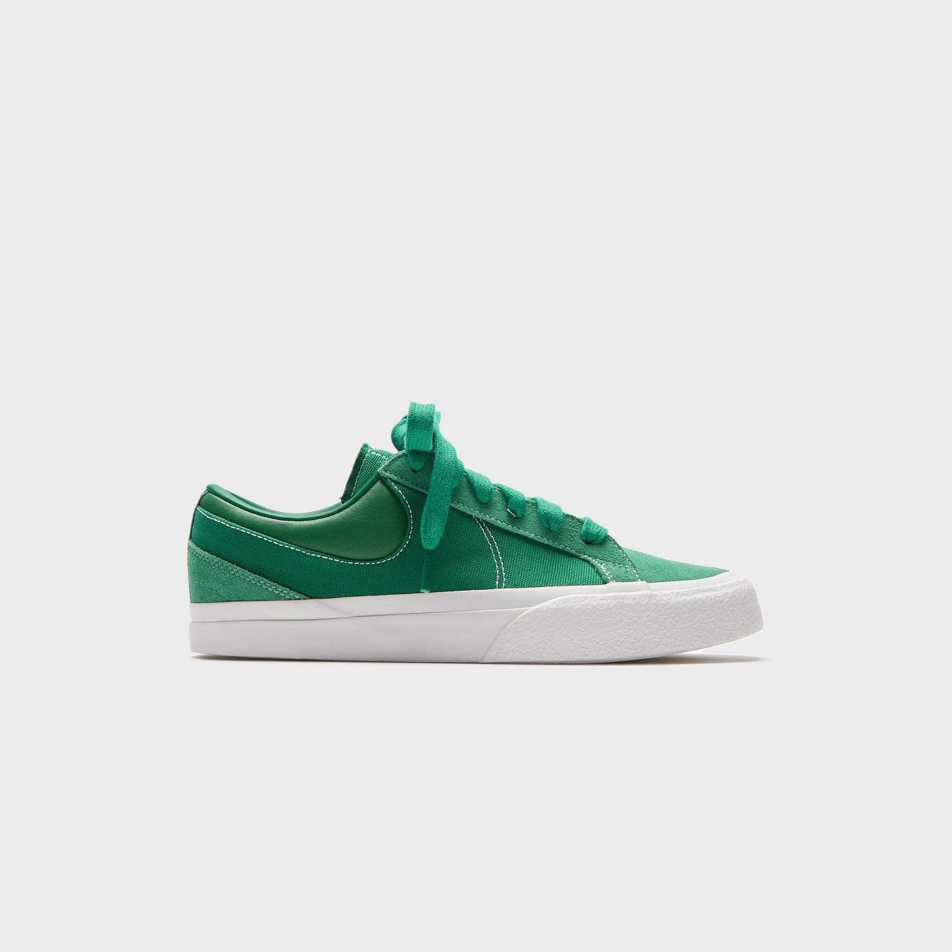 Nike Blazy - Pine Green / Sail / White