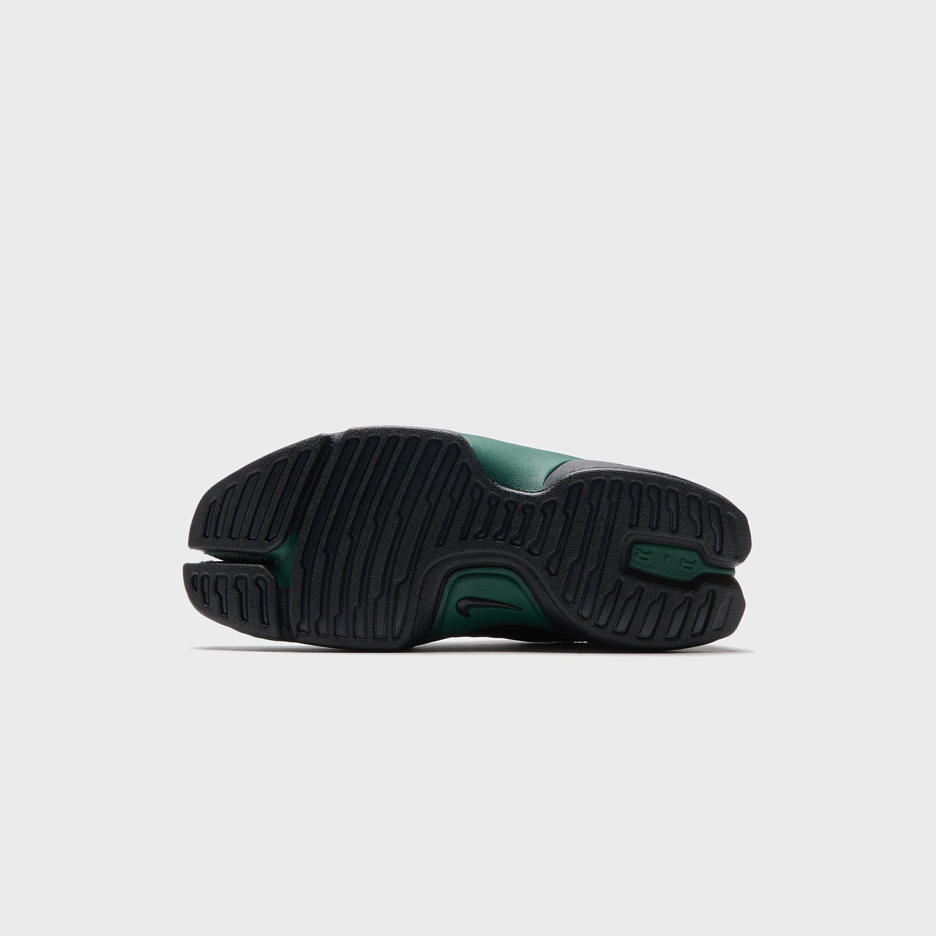 Nike WMNS Rift 2 - Black / Team Dark Green