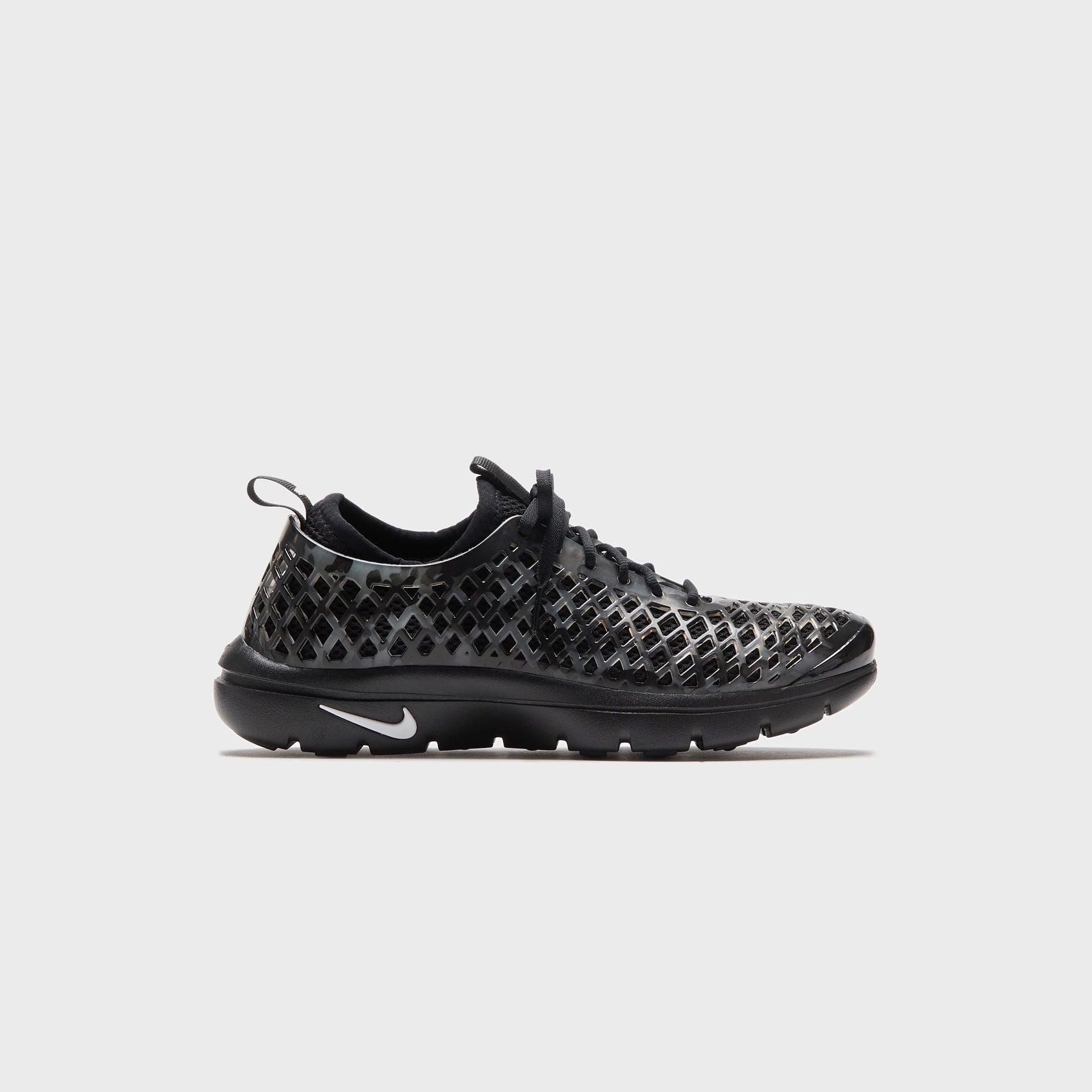 Nike WMNS Rejuven8 Run - Black / White