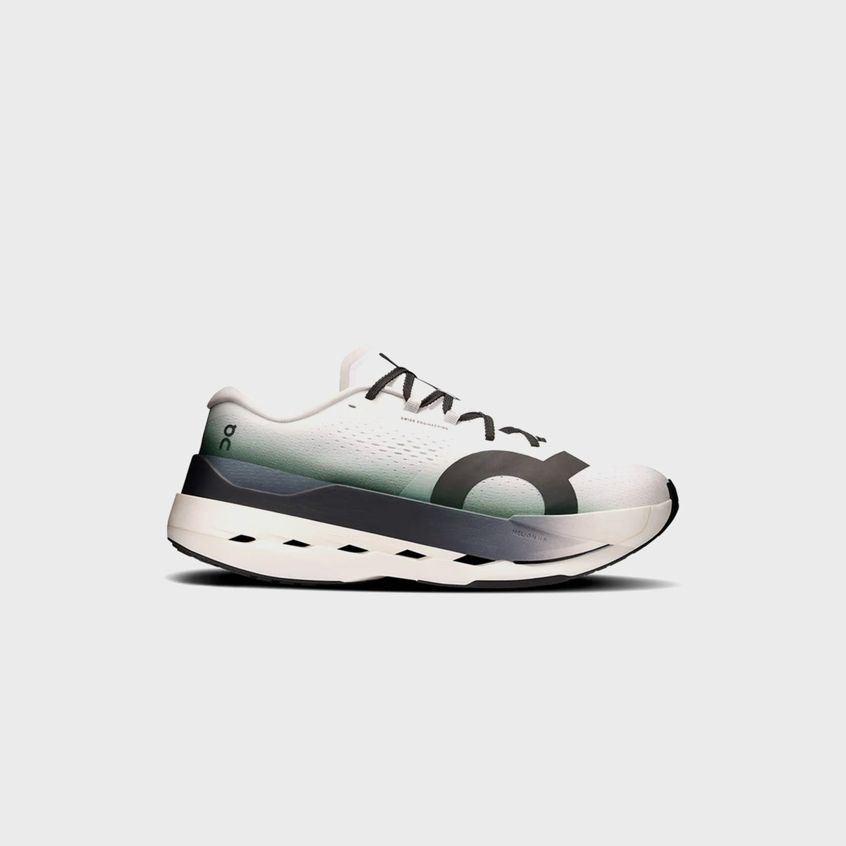 On Running Cloudboom Max - White / Black