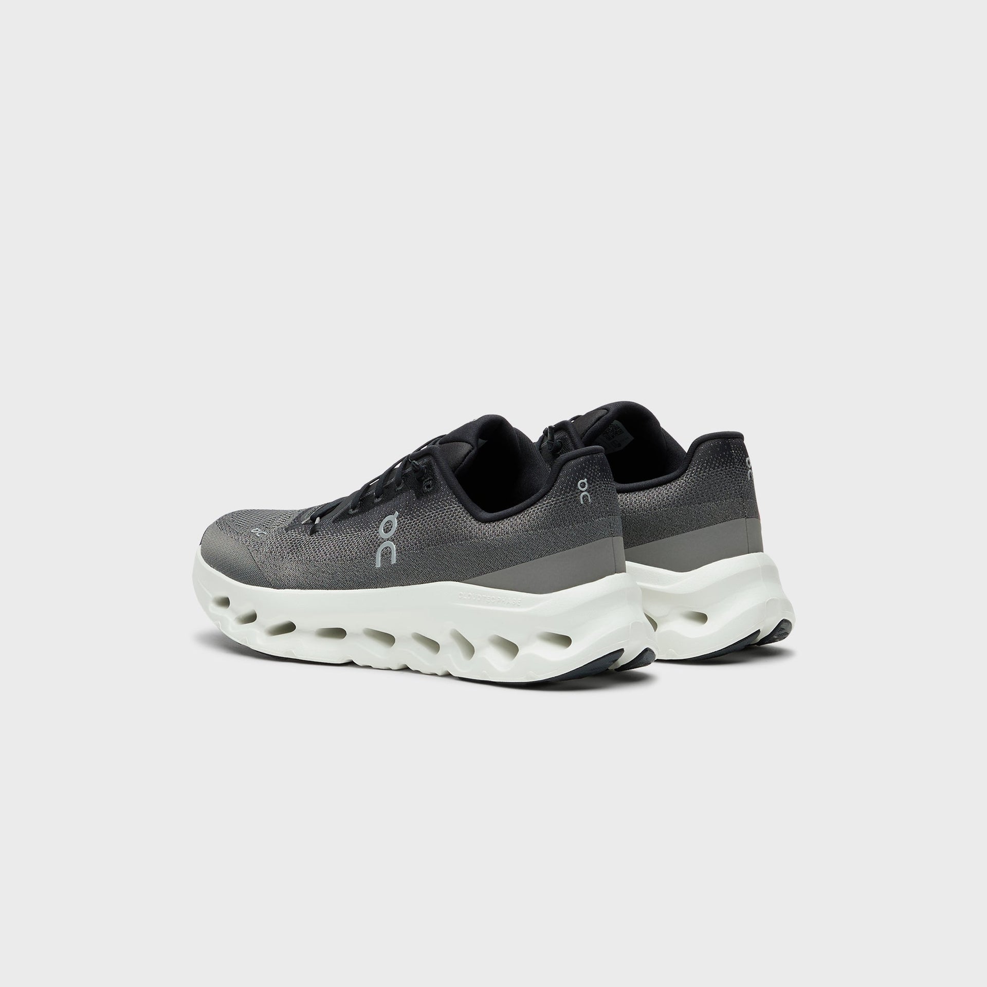 On Running Cloudtilt - Black / Asphalt