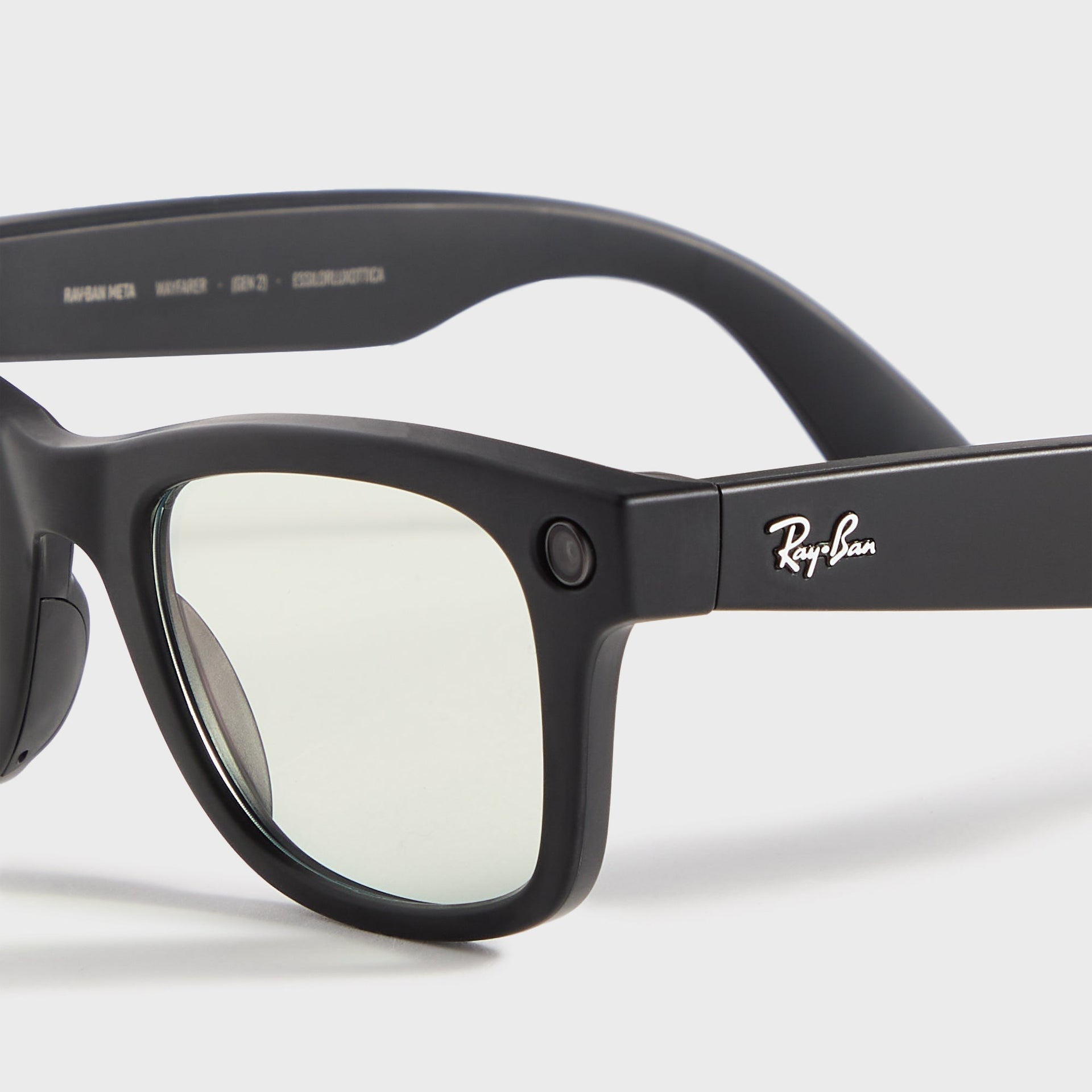 Ray-Ban Meta Wayfarer Sunglasses - Matte Black / Graphite