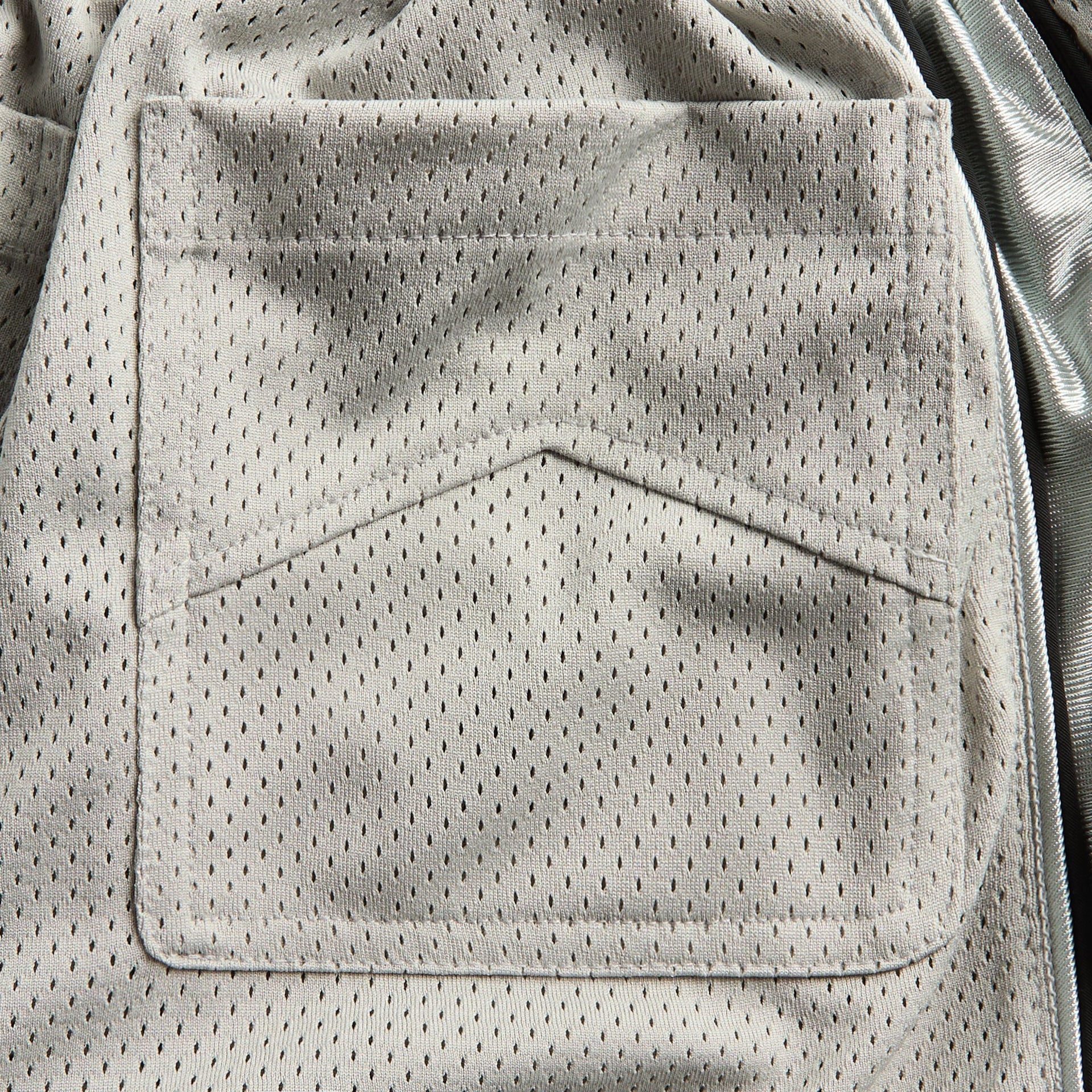 Rhude Baggy Collegiate Logo Short - Grey / Silver