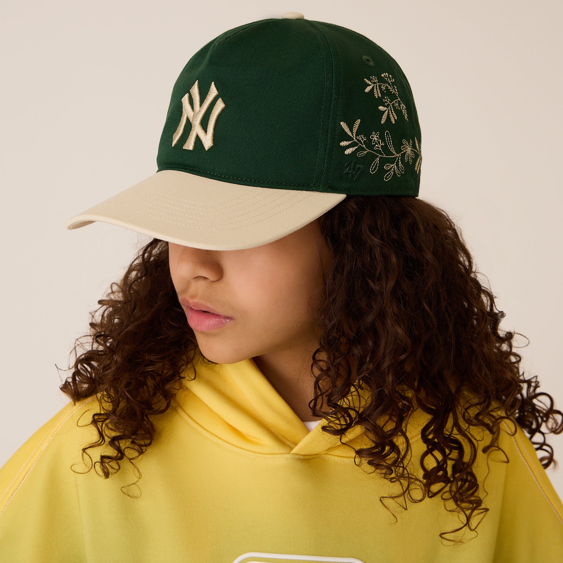 Kith Kids & '47 for the New York Yankees Embroidered Floral Cap in Scarab