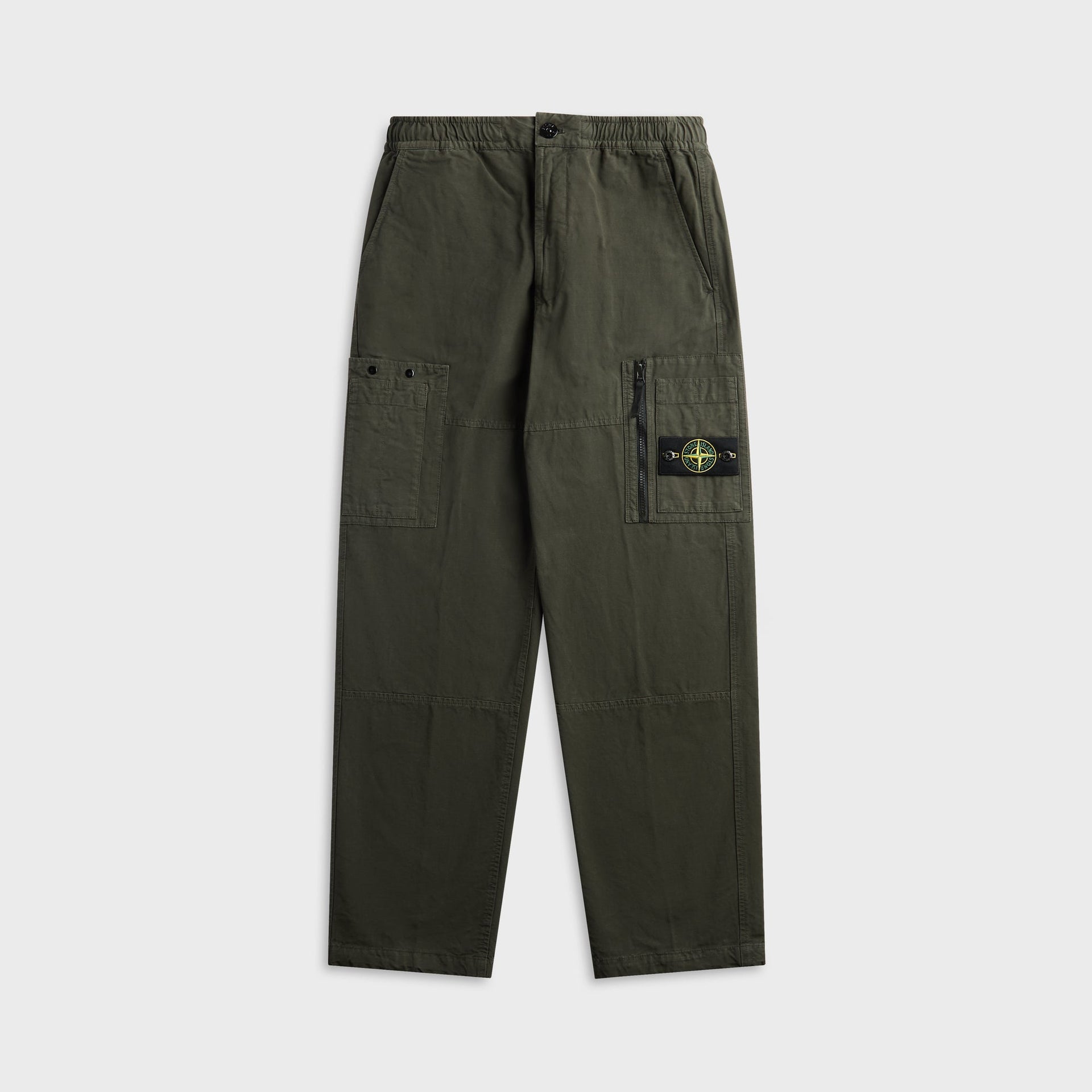 Stone Island loose-fit cargo trouser in coal grey, front view with zip cargo pocket and compass badge