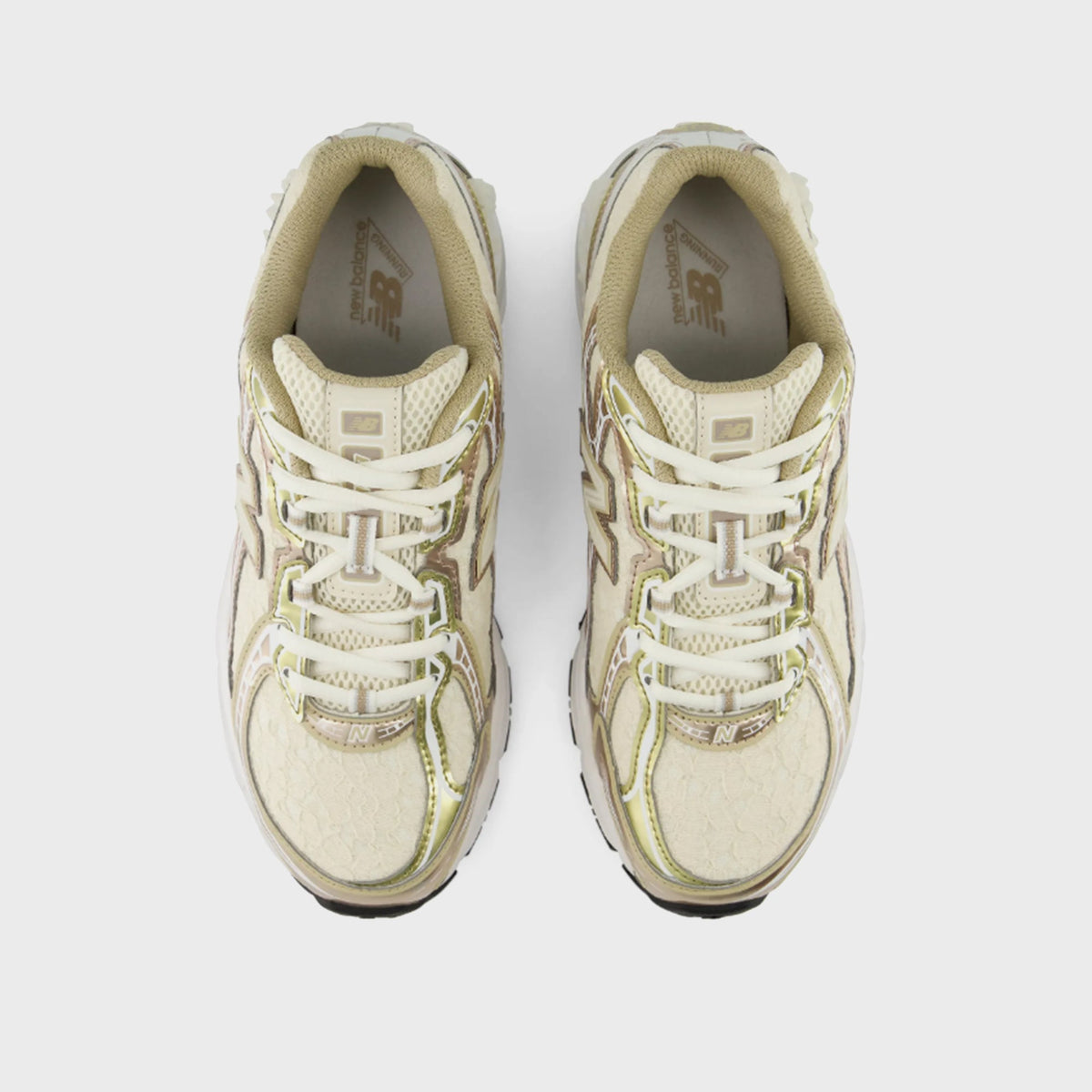 New Balance 740 - Sea Salt / Silver Metallic