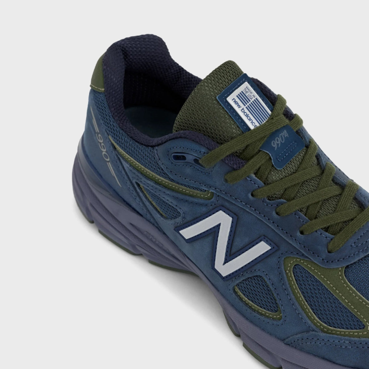 New Balance Made in USA 990v4 - NB Navy / Meteorite / Kombu