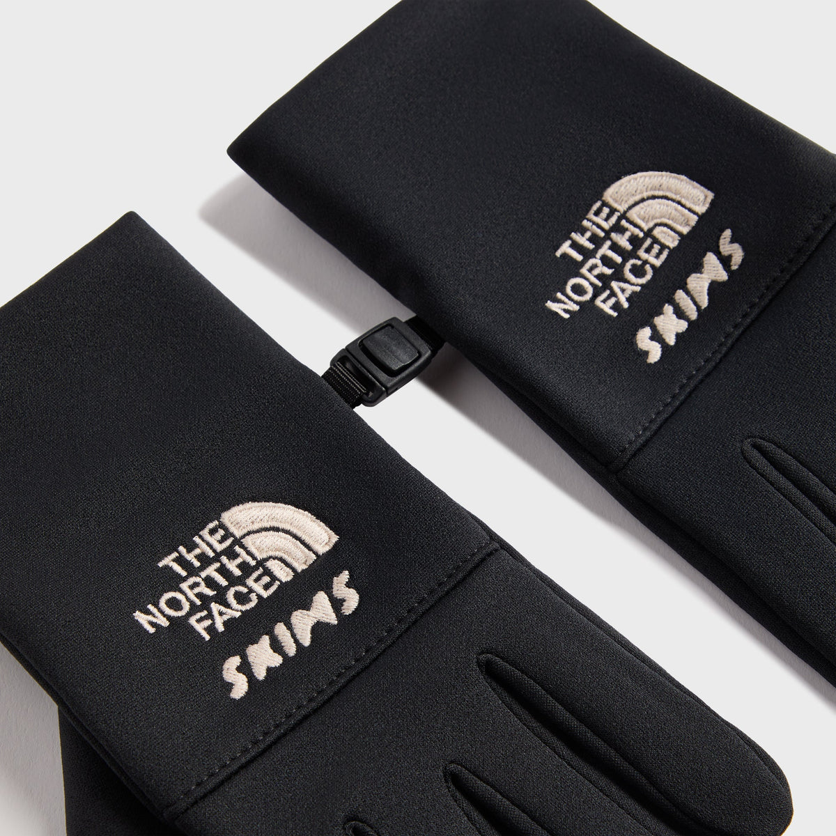 The North Face x SKIMS Gloves - Onyx