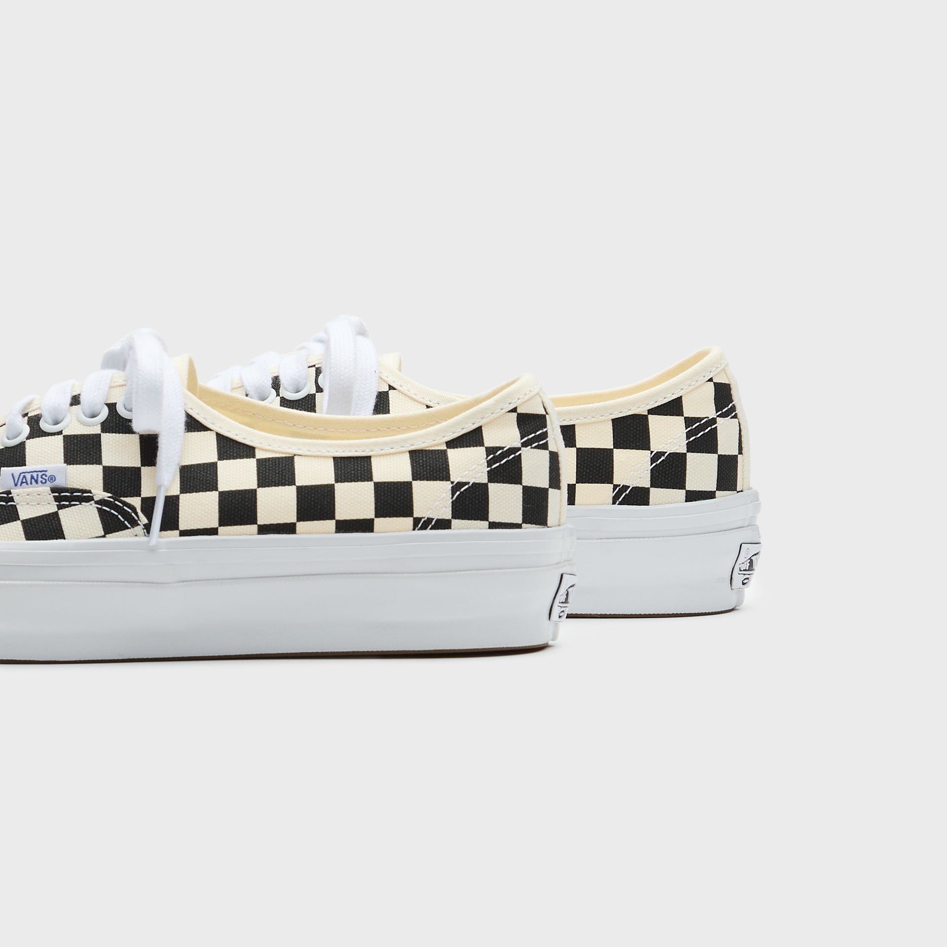 VANS LX Authentic Reissue 44 LX - Black / White Checkerboard