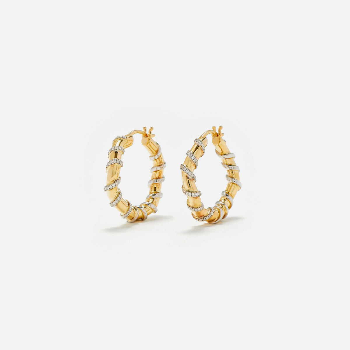 Yvonne Leon Paire De Creoles Twistees Gold Diamants OJ Hoop Earring - Yellow
